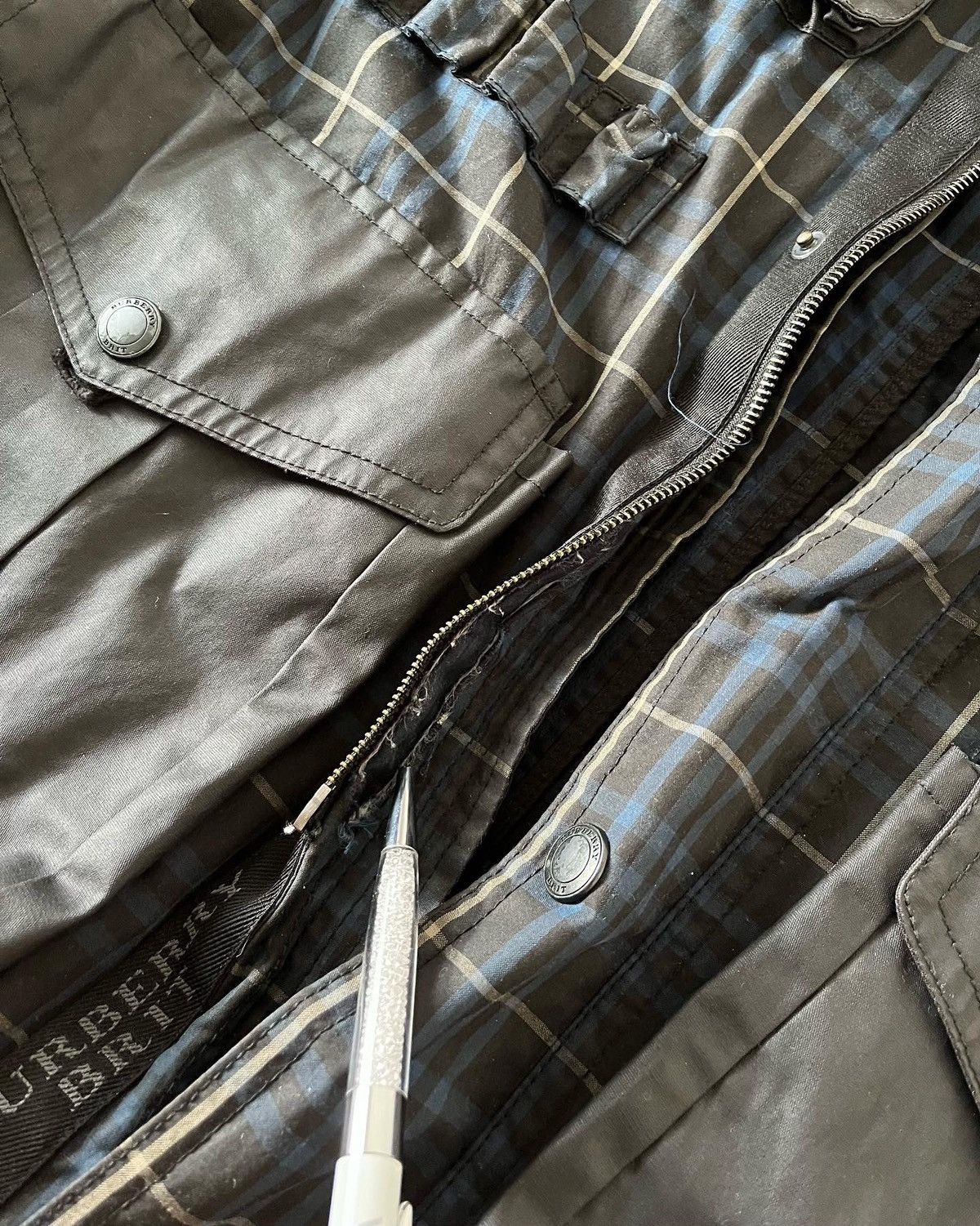 Burberry 2000s Burberry Novacheck Multi Pocket Hunter Parka/Jacket Size US M / EU 48-50 / 2 - 6 Thumbnail