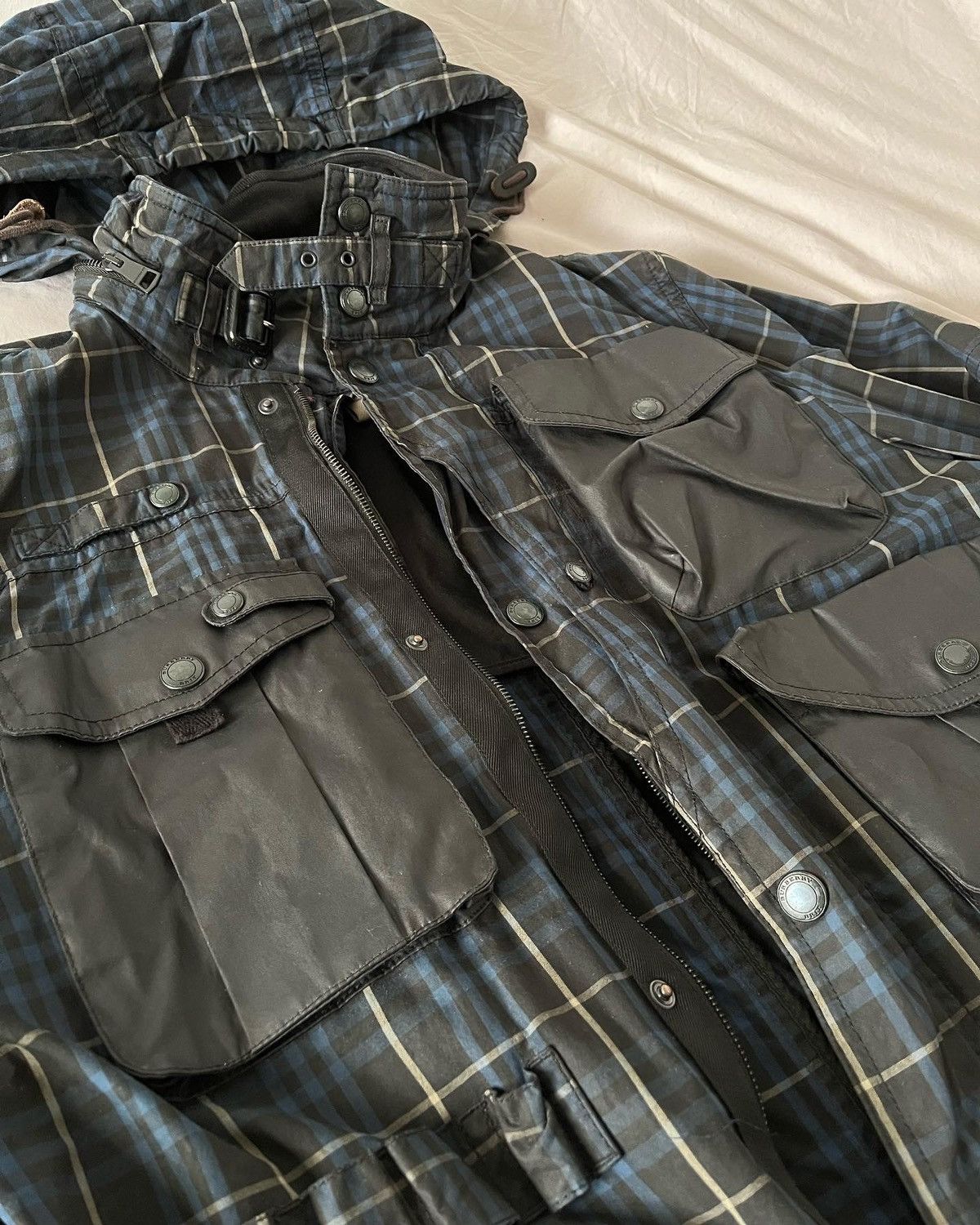 Burberry 2000s Burberry Novacheck Multi Pocket Hunter Parka/Jacket Size US M / EU 48-50 / 2 - 4 Thumbnail