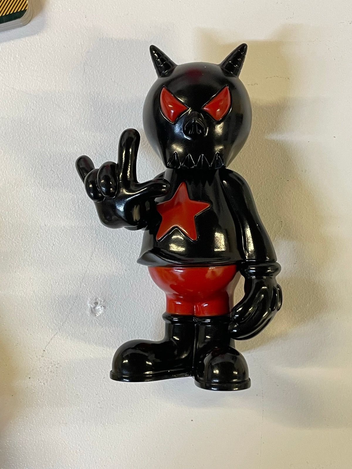 Japanese Brand Mad Toyz ‘Charlie B’ x Osaka Six Ska Amigos Size ONE SIZE - 6 Thumbnail