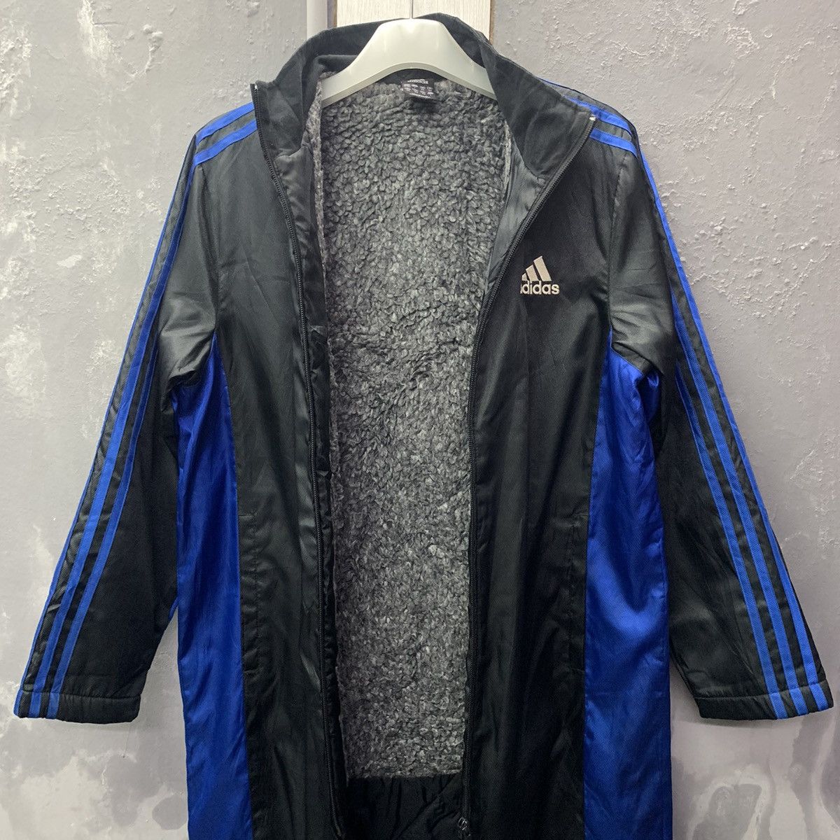 Adidas × Vintage Adidas Blanket Long Jacket Big Logo Size US L / EU 52-54 / 3 - 6 Thumbnail