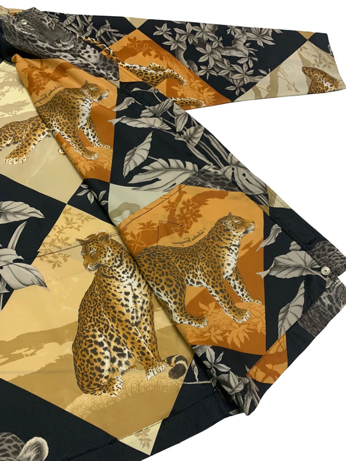 Salvatore Ferragamo Silk Salvatore Ferragamo Leopard Print Quited Coach Jacket Size S / US 4 / IT 40 - 14 Thumbnail