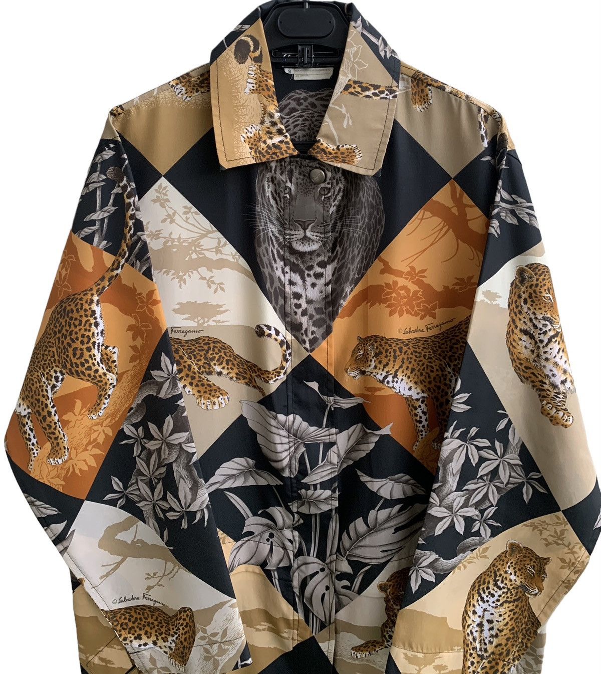 Salvatore Ferragamo Silk Salvatore Ferragamo Leopard Print Quited Coach Jacket Size S / US 4 / IT 40 - 3 Thumbnail