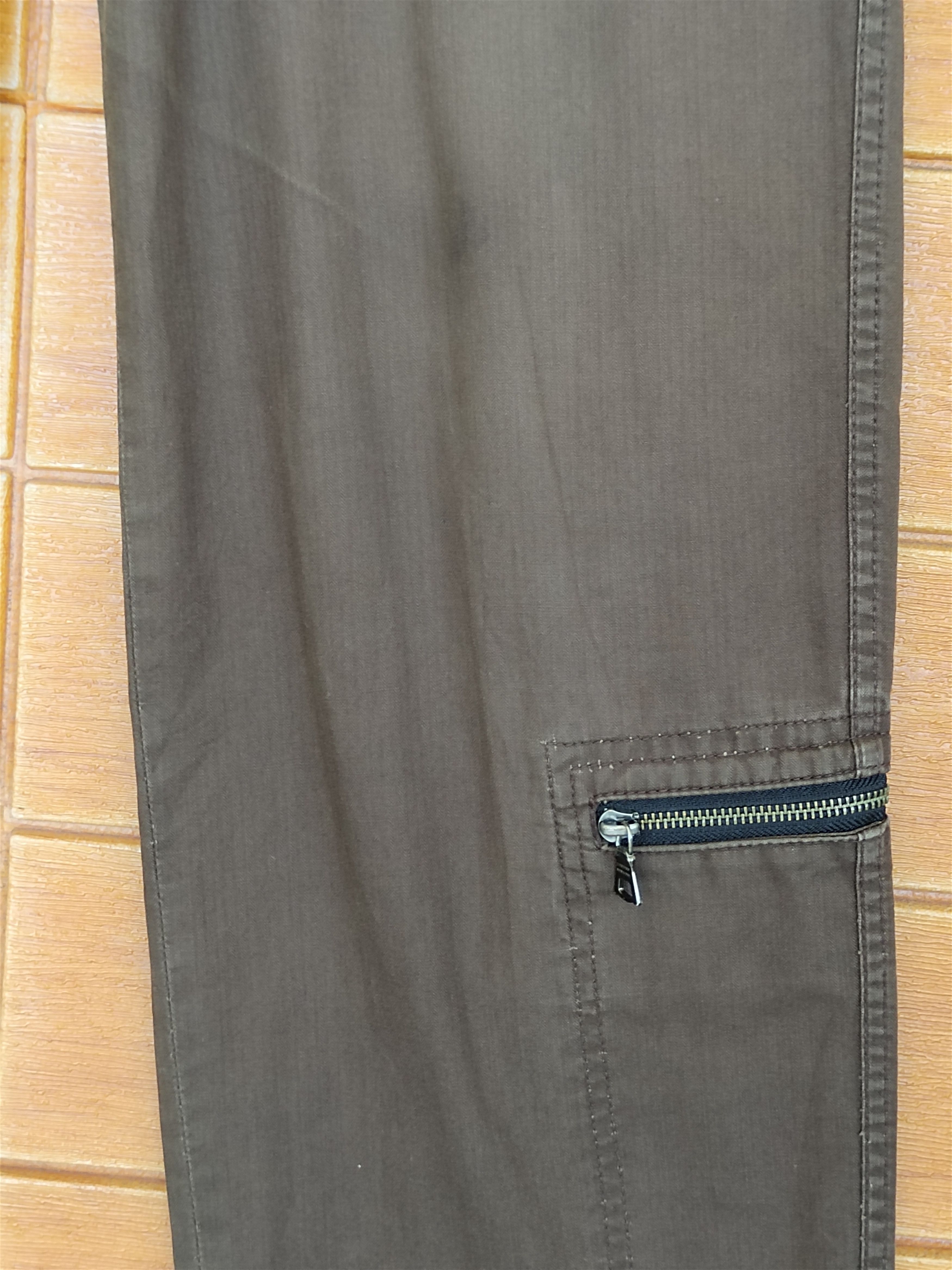 Burberry Burberry London Blue Label Cargo Pants Size US 34 / EU 50 - 8 Thumbnail