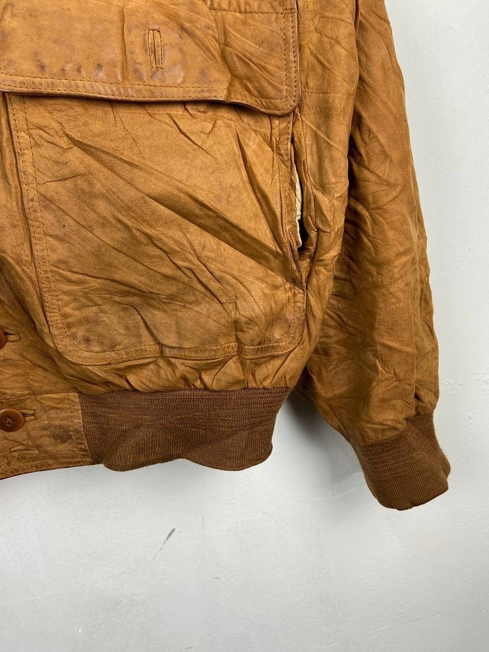 Vintage 🇯🇵 Vintage Type A-2 Suede Bomber Jacket Size US L / EU 52-54 / 3 - 8 Thumbnail