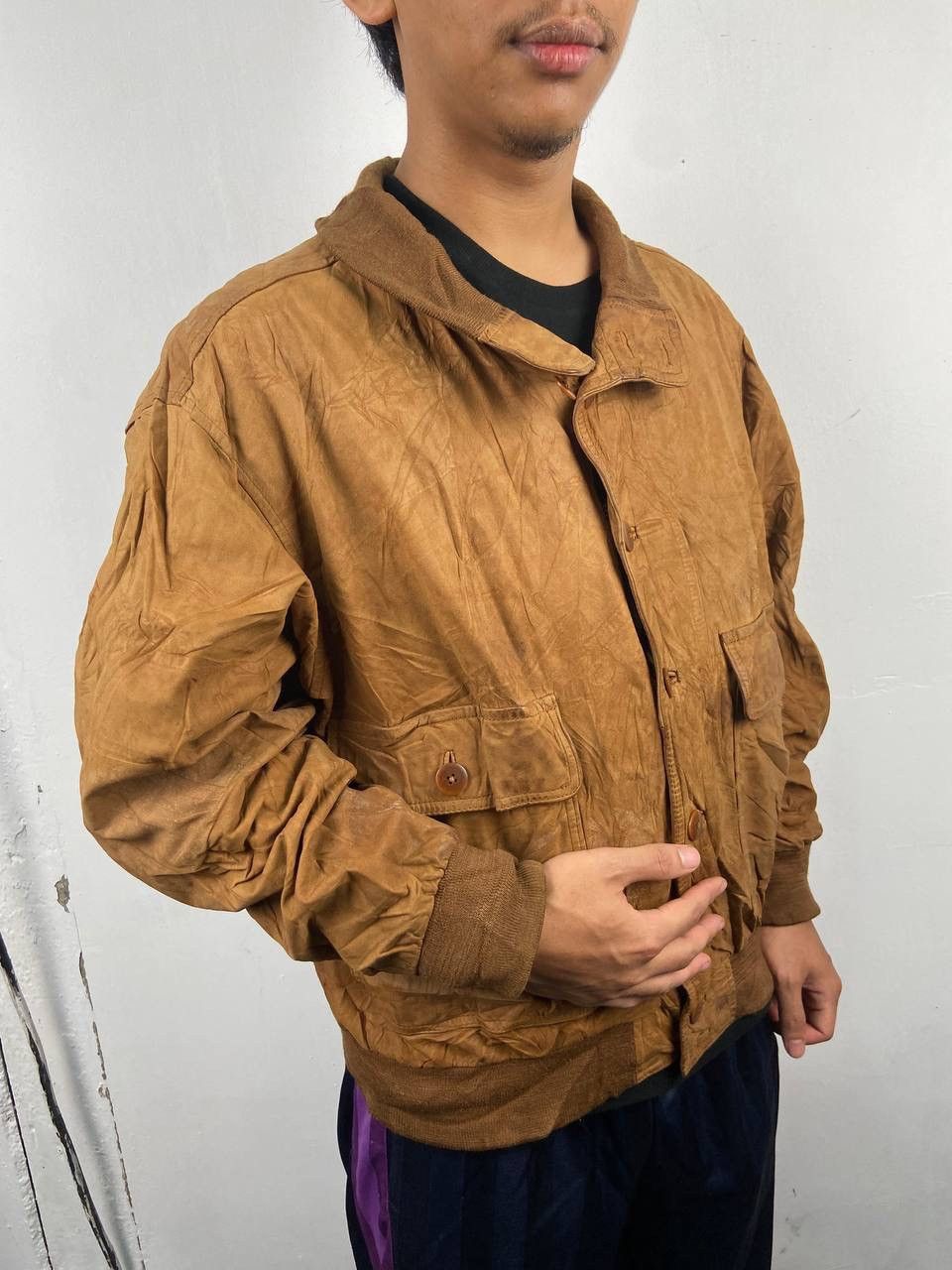 Vintage 🇯🇵 Vintage Type A-2 Suede Bomber Jacket Size US L / EU 52-54 / 3 - 1 Thumbnail