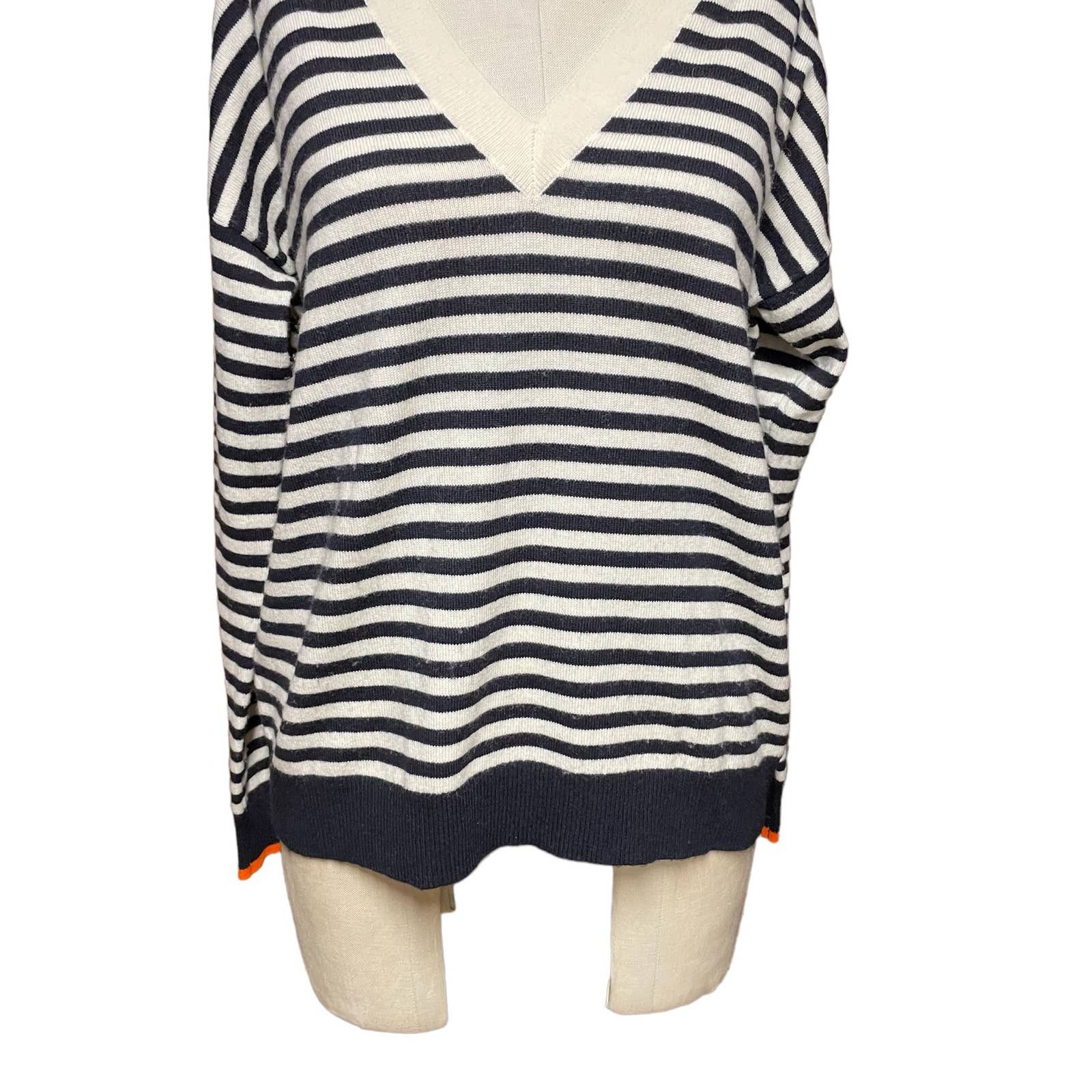 Chinti and Parker Chinti & Parker Navy Blue Cream Stripe Wool Cashmere Sweater Size M / US 6-8 / IT 42-44 - 3 Thumbnail
