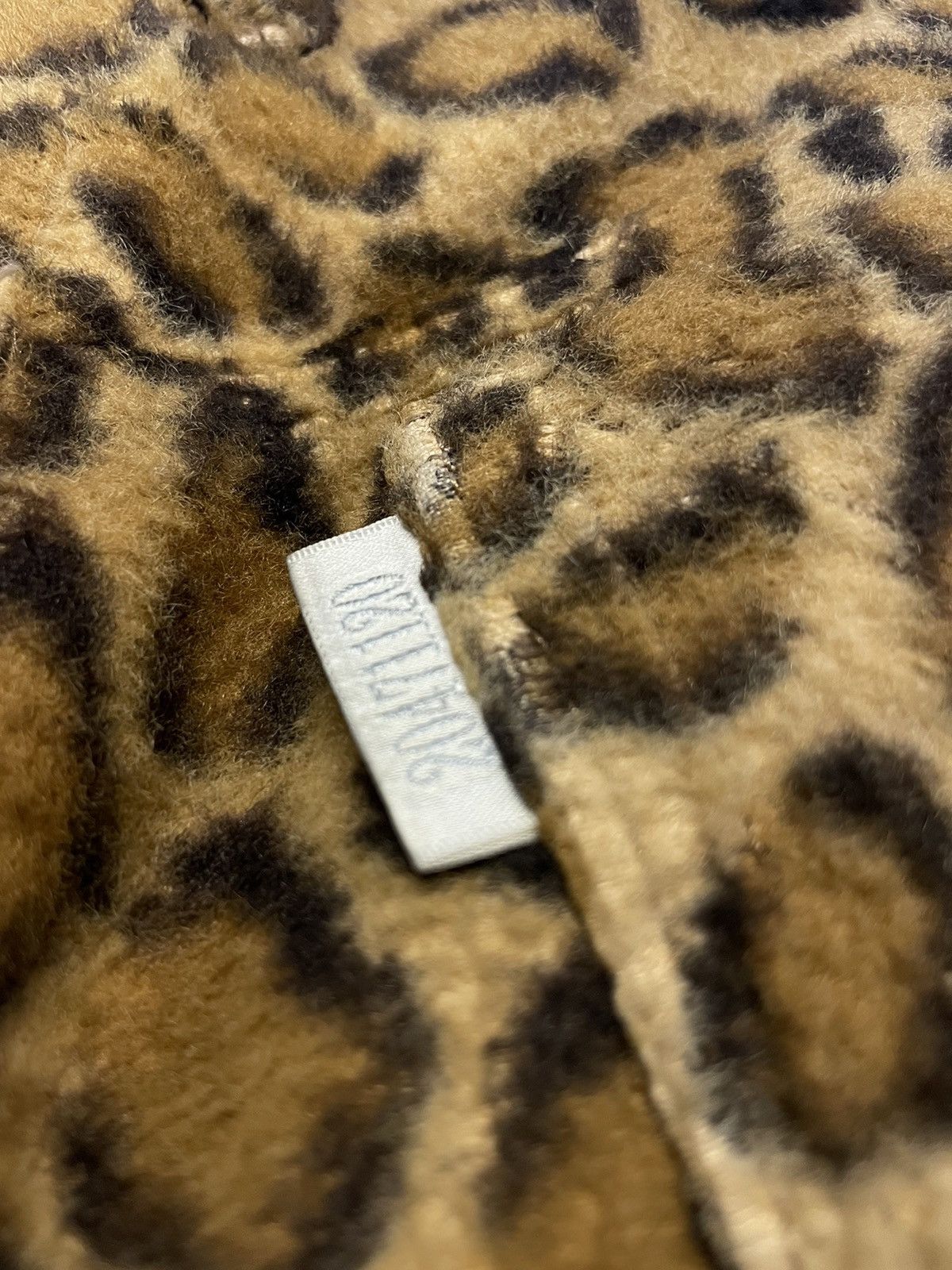 20471120 20471120 Hyoma AW97 Leopard Fur Pants Size US 29 - 5 Thumbnail