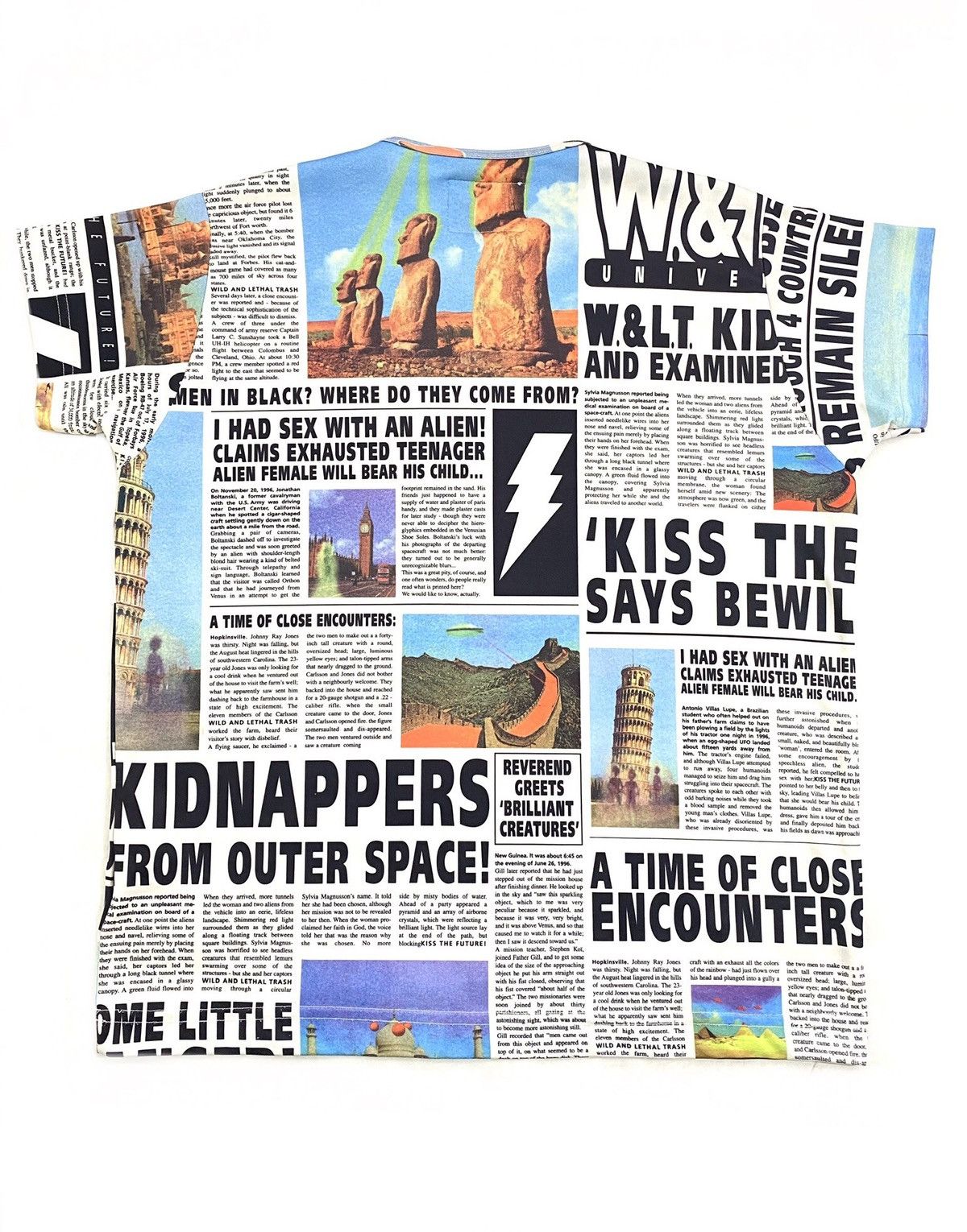 W&LT × Walter Van Beirendonck Wild And Lethal Trash Extraterrestrial Newspaper Article T Size US M / EU 48-50 / 2 - 5 Thumbnail