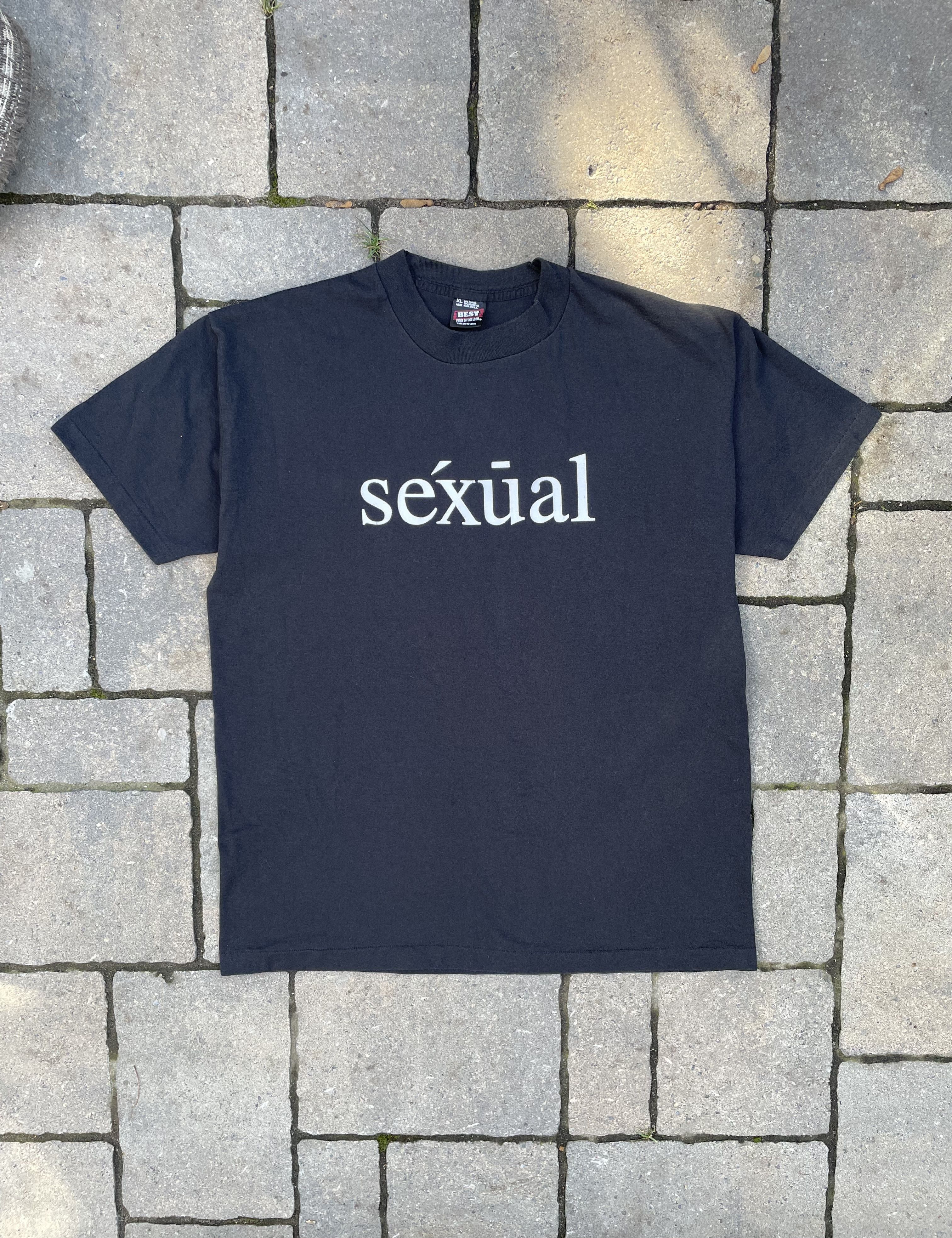 Fruit Of The Loom Single Stitch "Sexual" T-Shirt Size US XL / EU 56 / 4 - 1 Thumbnail