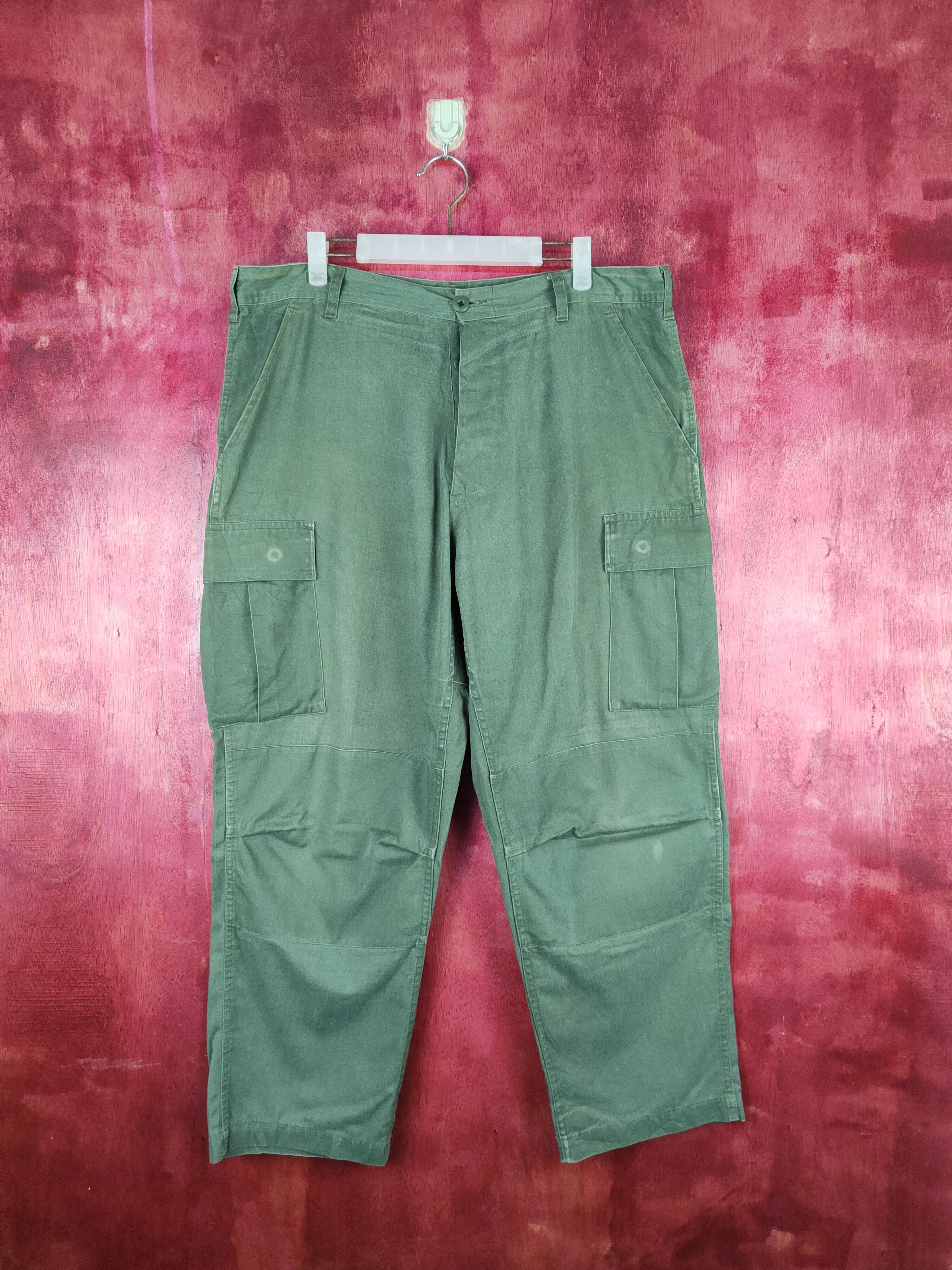 image of Military x Vintage Army Green Multi Pocket Tactical Cargo Pants S616, Men's (Size 38)