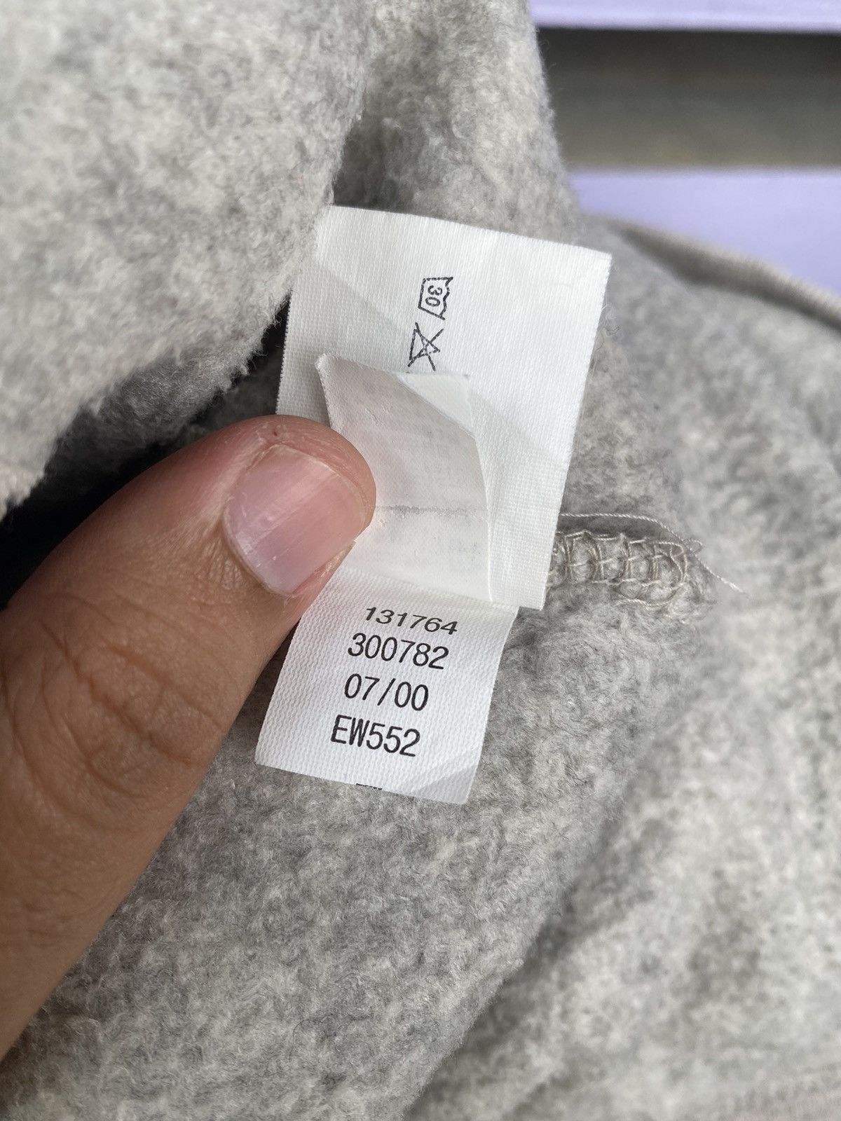 Gap Vintage GAP Big Spell Out Fleece Hoodies. #B1 Size US L / EU 52-54 / 3 - 8 Thumbnail