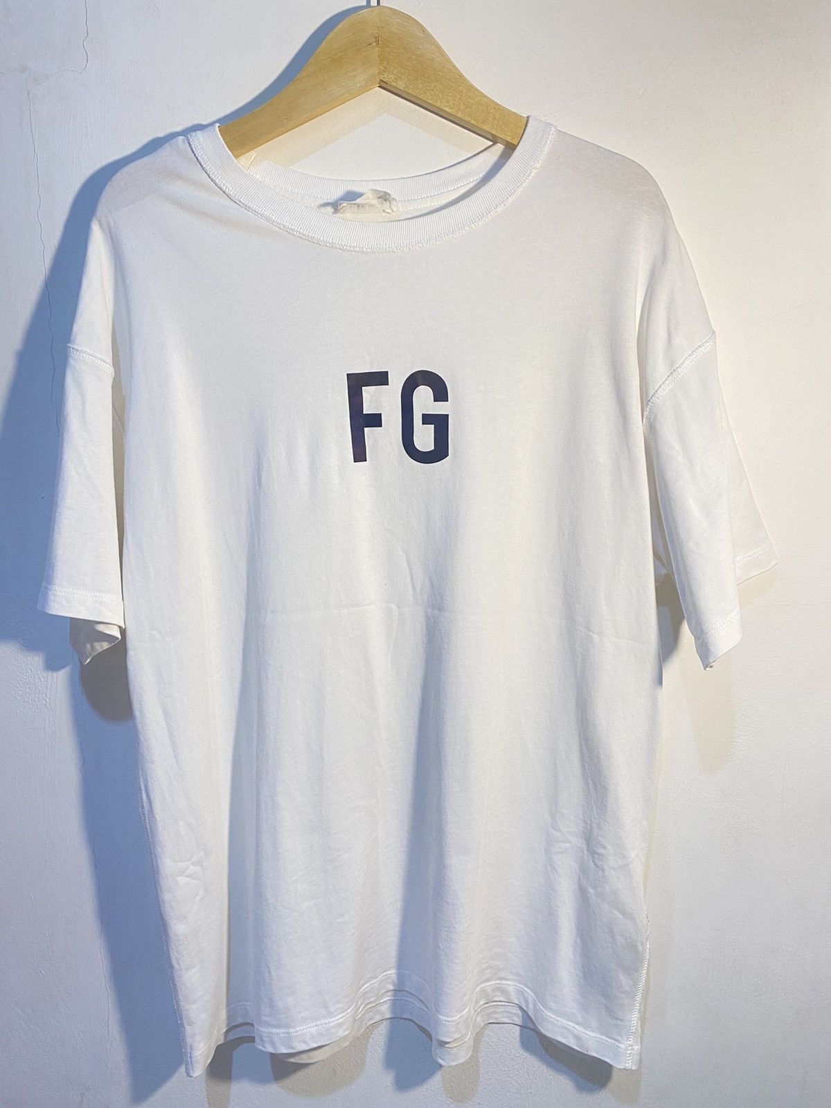 Fear of God Fear Of God Sixth 6th Collection 3M Reflective FG Logo Tee |  Grailed