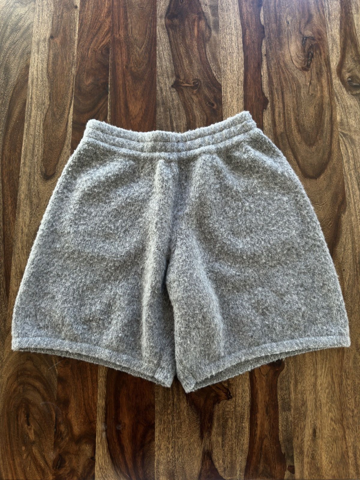 Cole Buxton Cole Buxton Merino Wool Knitted Shorts Grey size Large
