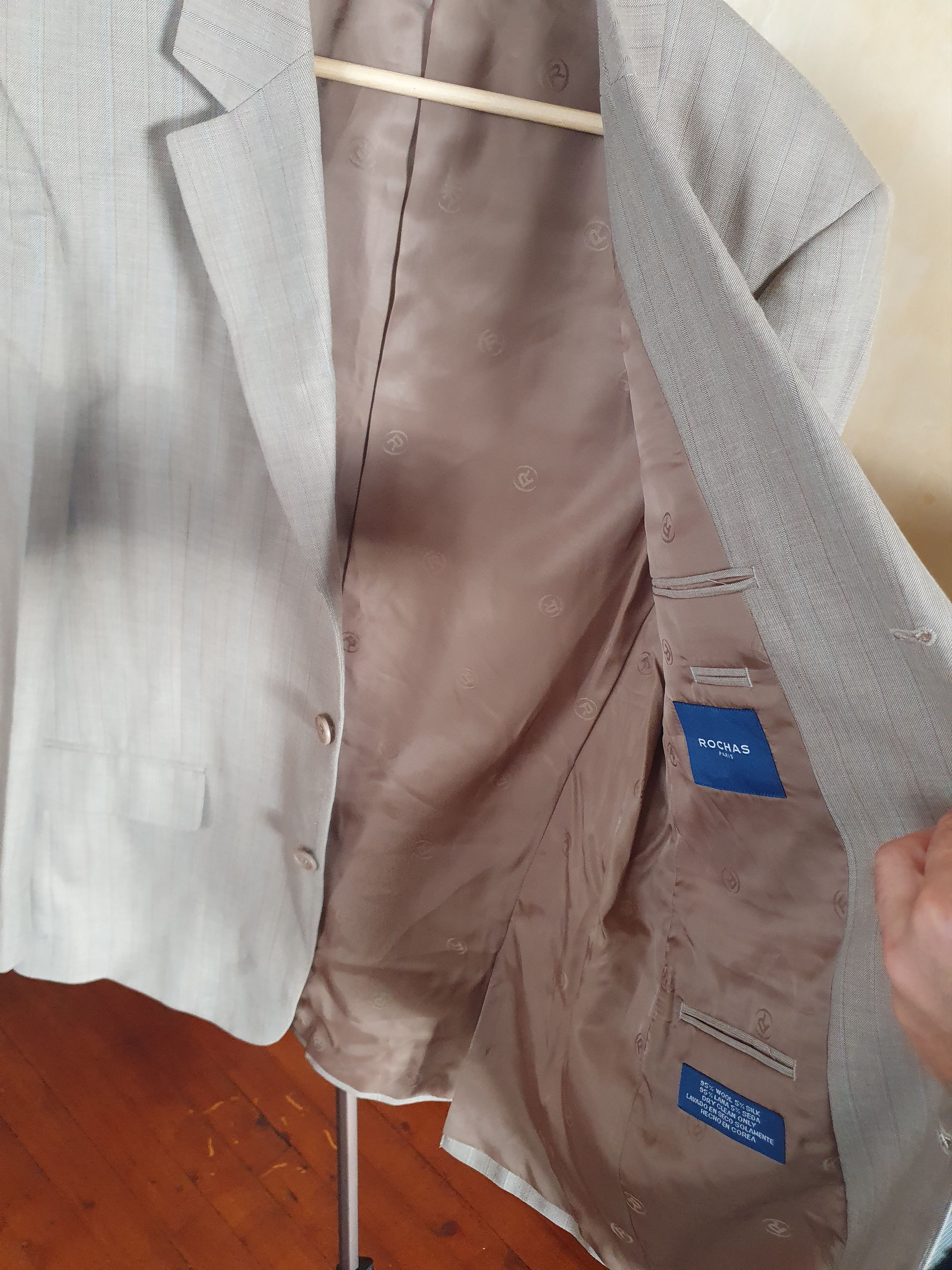 Other Rochas Paris Styled in France wool blazer,sz L Size US L / EU 52-54 / 3 - 9 Thumbnail