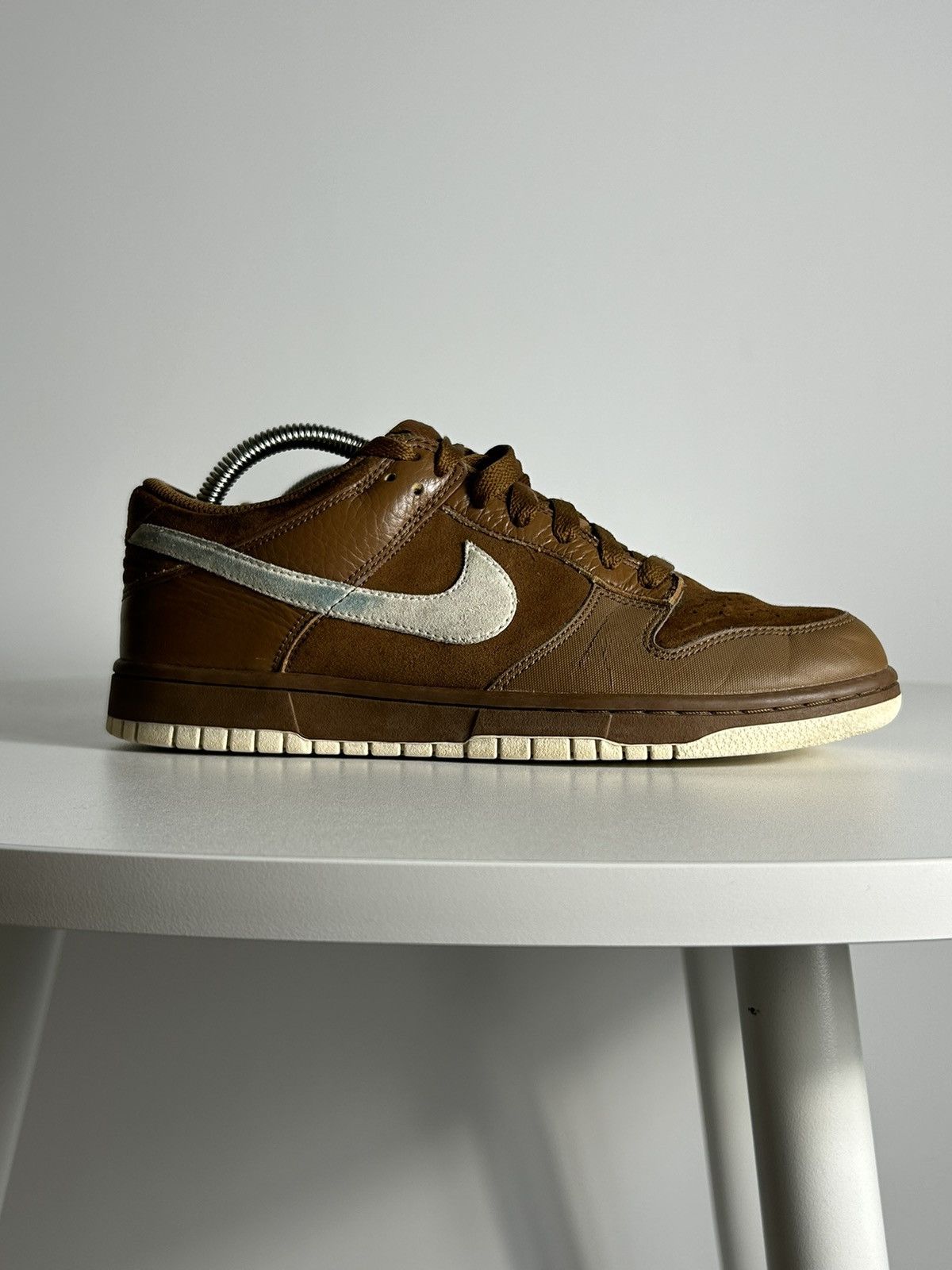 tan nike low dunks