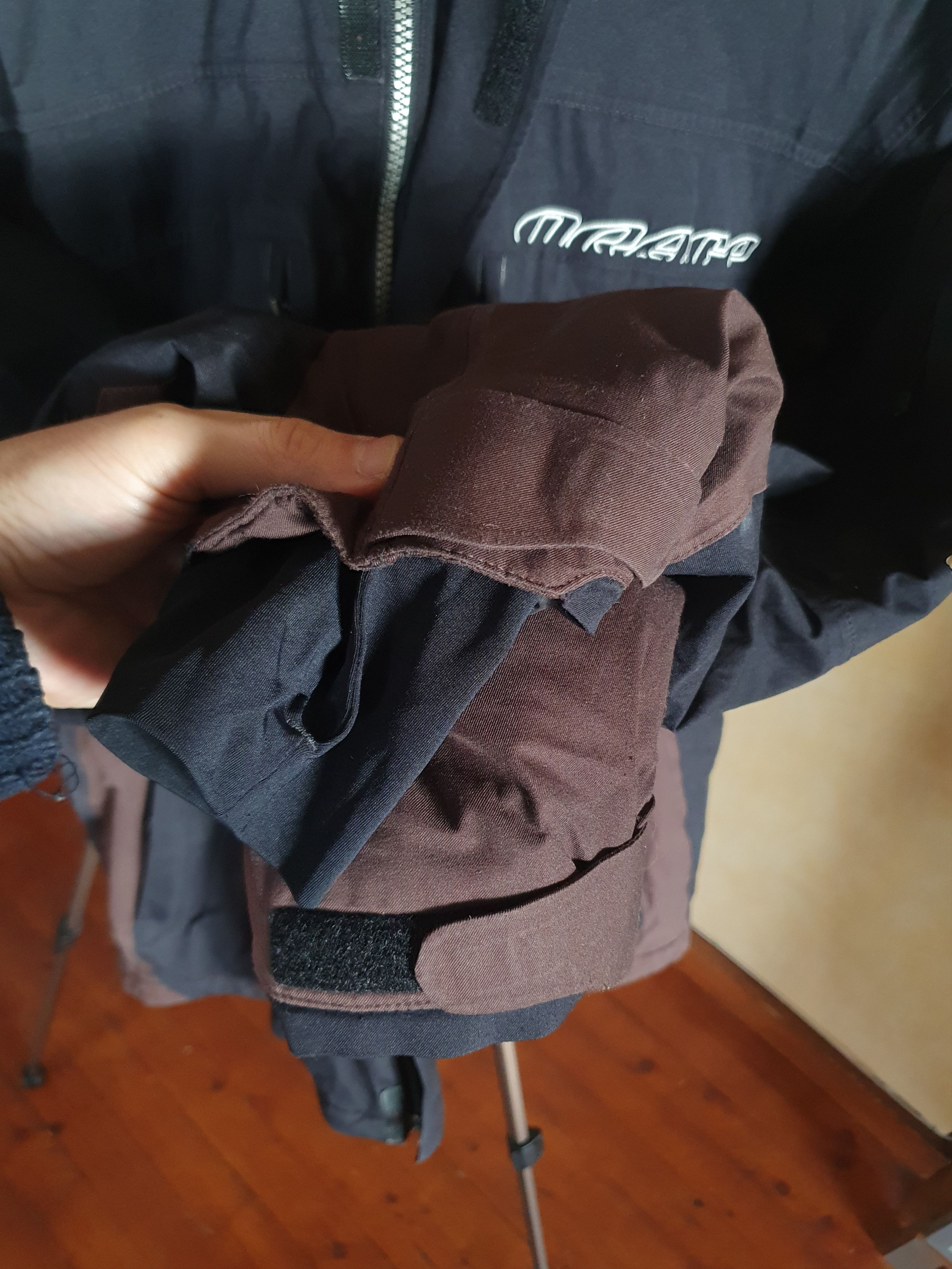 Orage Orage Snowboard full zip hood SWAG jacket,sz M/L Size US M / EU 48-50 / 2 - 19 Thumbnail