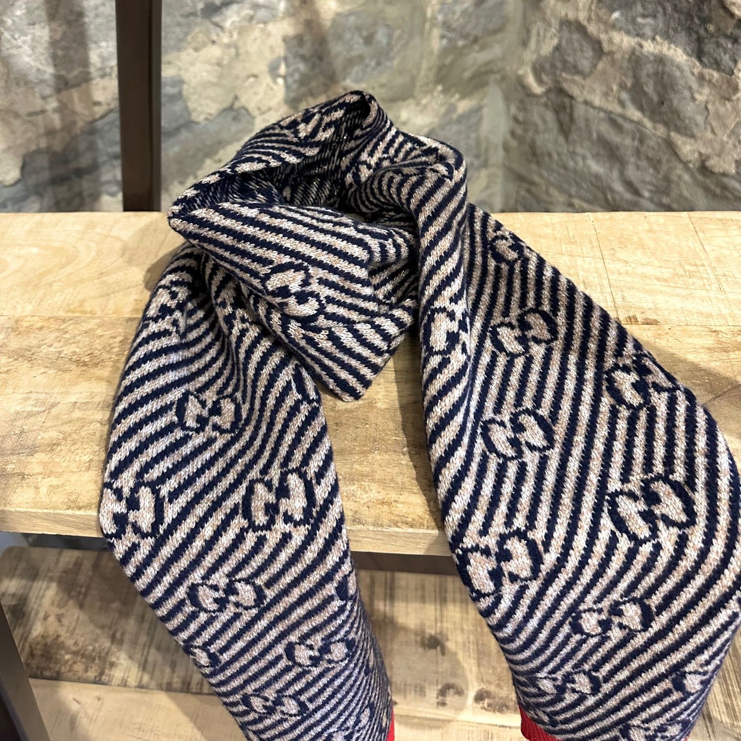 Gucci Gucci Diagonal Beige Navy GG Diagonal Stripe Scarf Size ONE SIZE - 2 Thumbnail