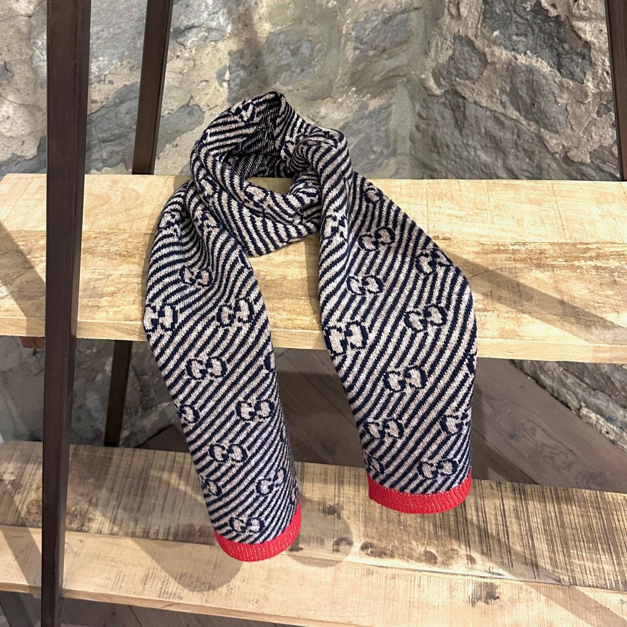 Gucci Gucci Diagonal Beige Navy GG Diagonal Stripe Scarf Size ONE SIZE - 1 Thumbnail