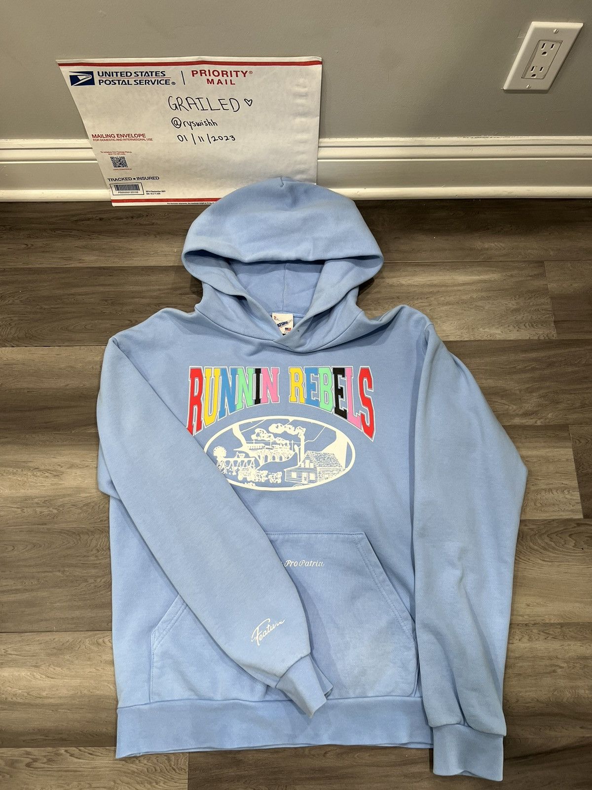 Feature Feature UNLV Runnin’ Rebels Hoodie Size US S / EU 44-46 / 1 - 1 Thumbnail