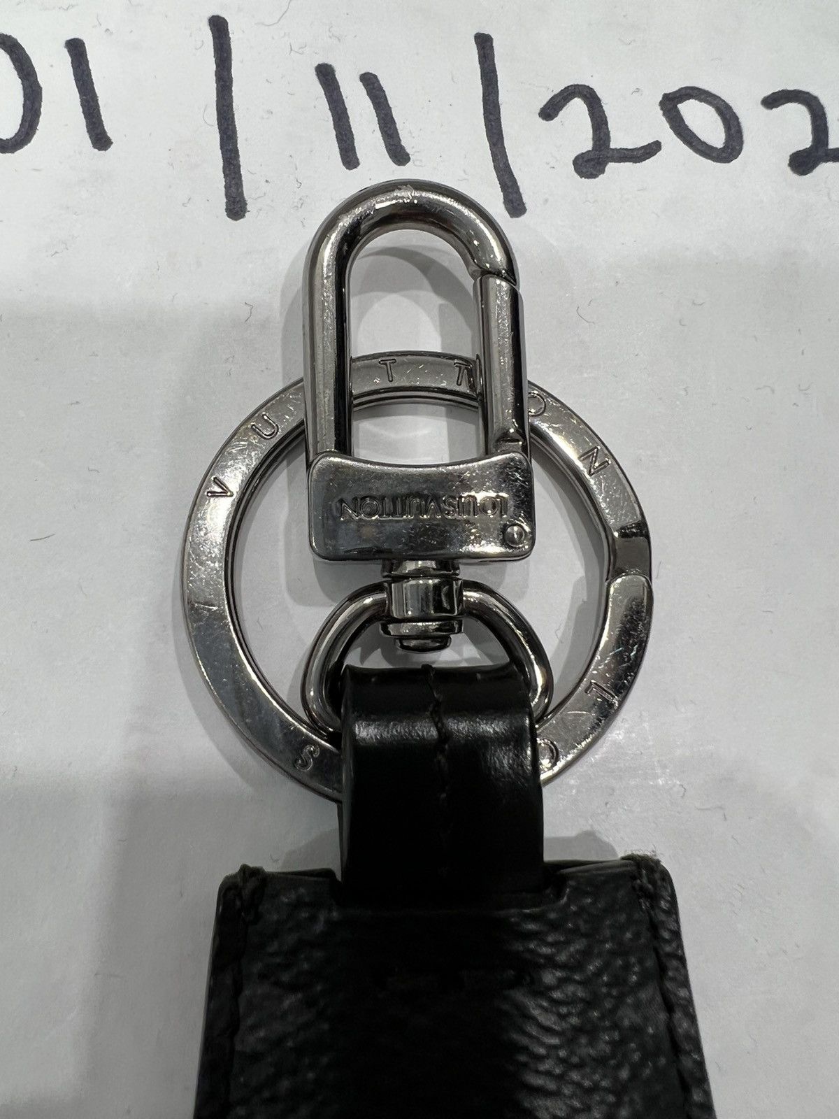 Louis Vuitton Louis Vuitton Leather Key Ring Size ONE SIZE - 5 Thumbnail
