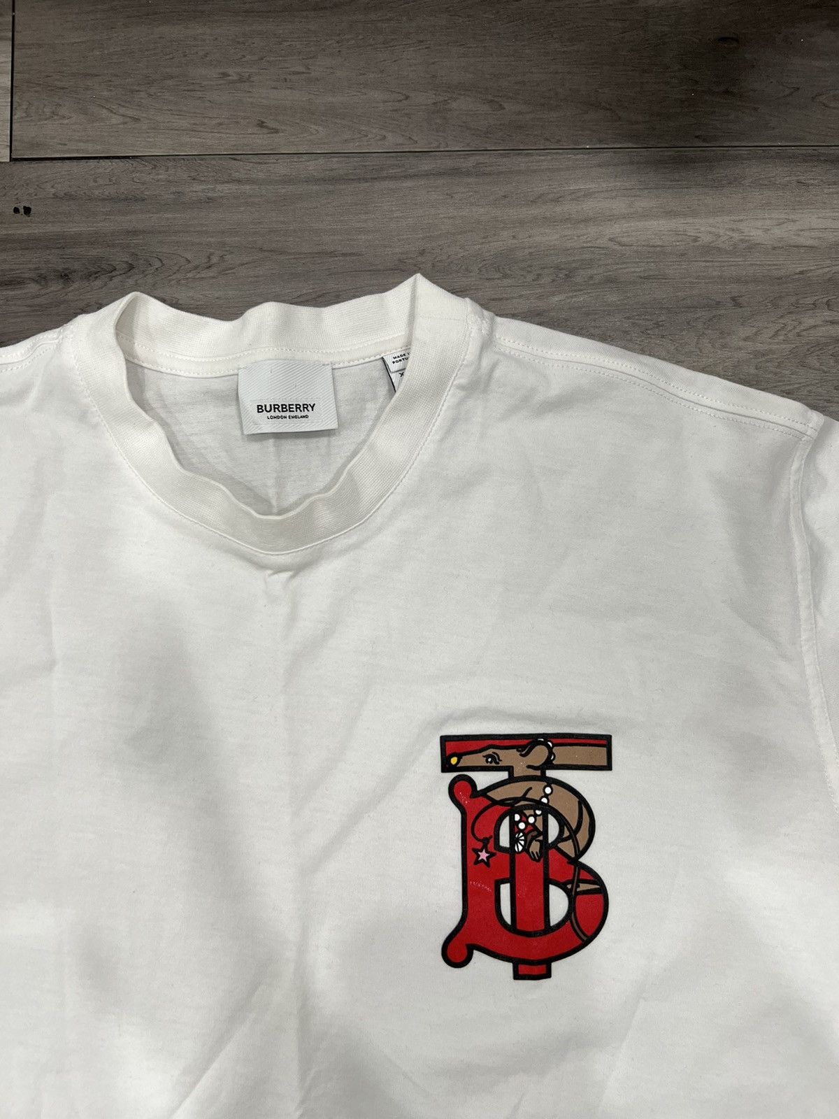 Burberry Burberry Chinese New Year T-Shirt Size US XS / EU 42 / 0 - 2 Thumbnail