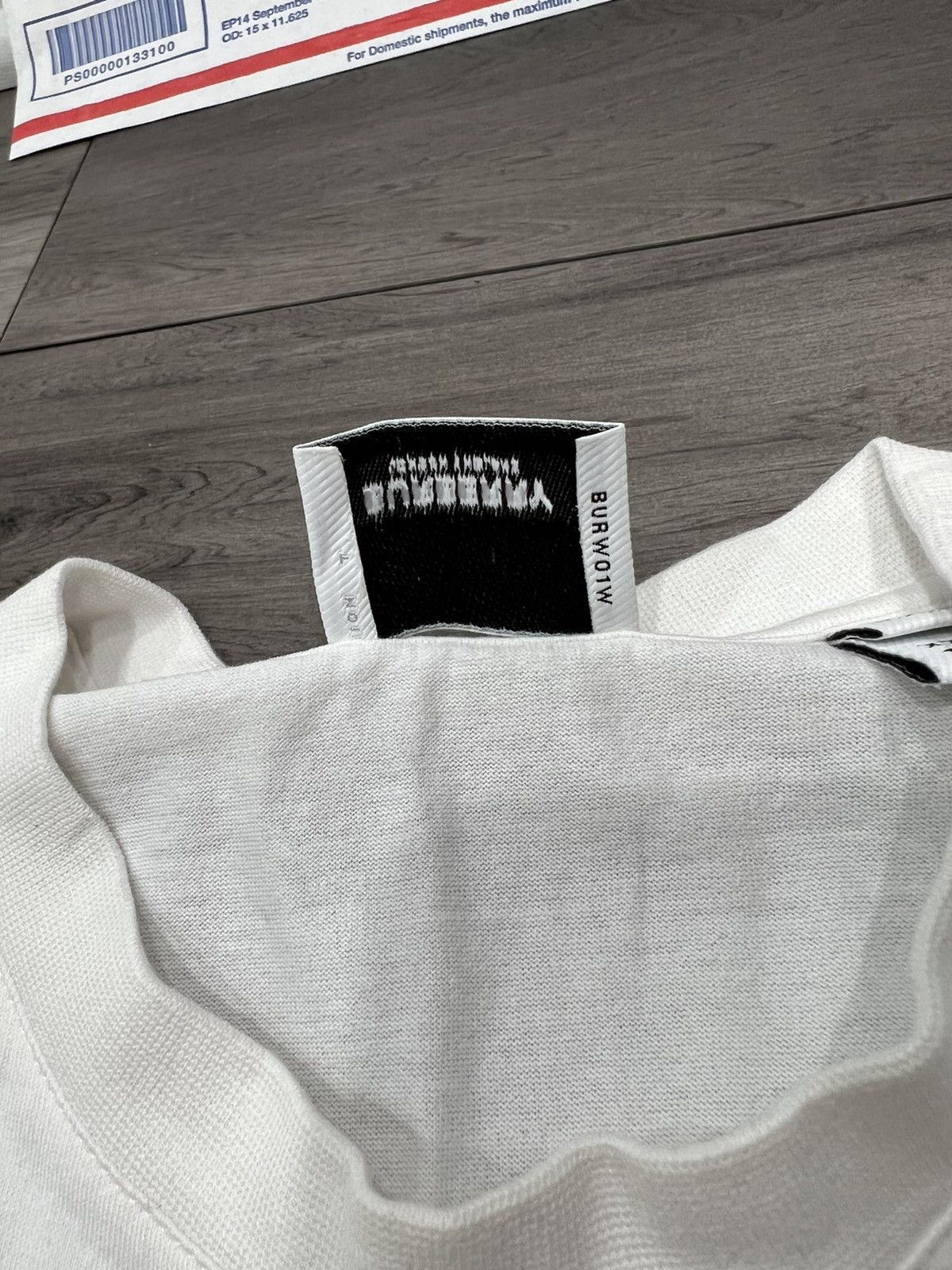 Burberry Burberry Chinese New Year T-Shirt Size US XS / EU 42 / 0 - 3 Thumbnail
