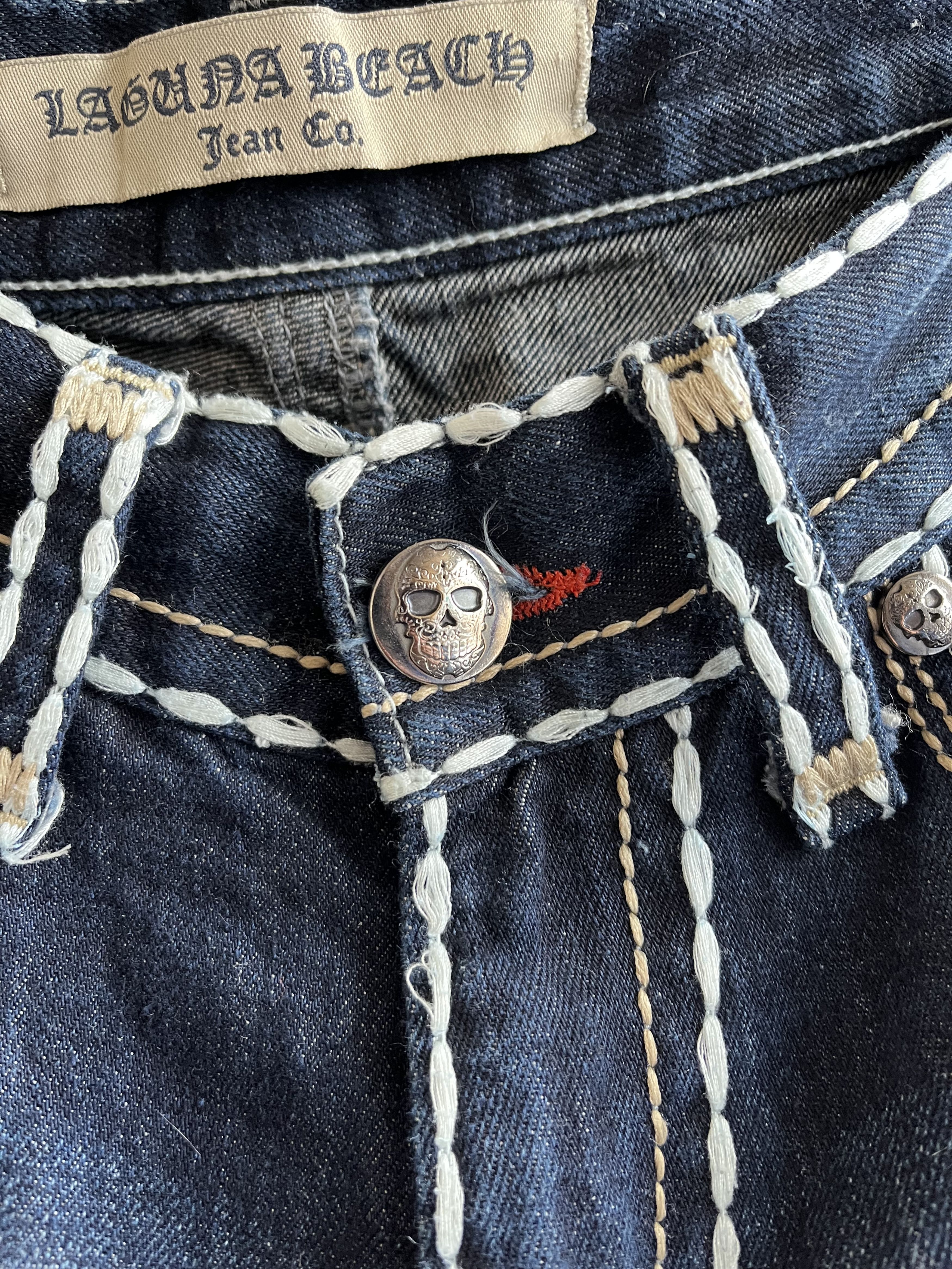 Japanese Brand Laguna Beach Embroidered Vintage Shorts, White Stitching Size US 30 / EU 46 - 4 Thumbnail