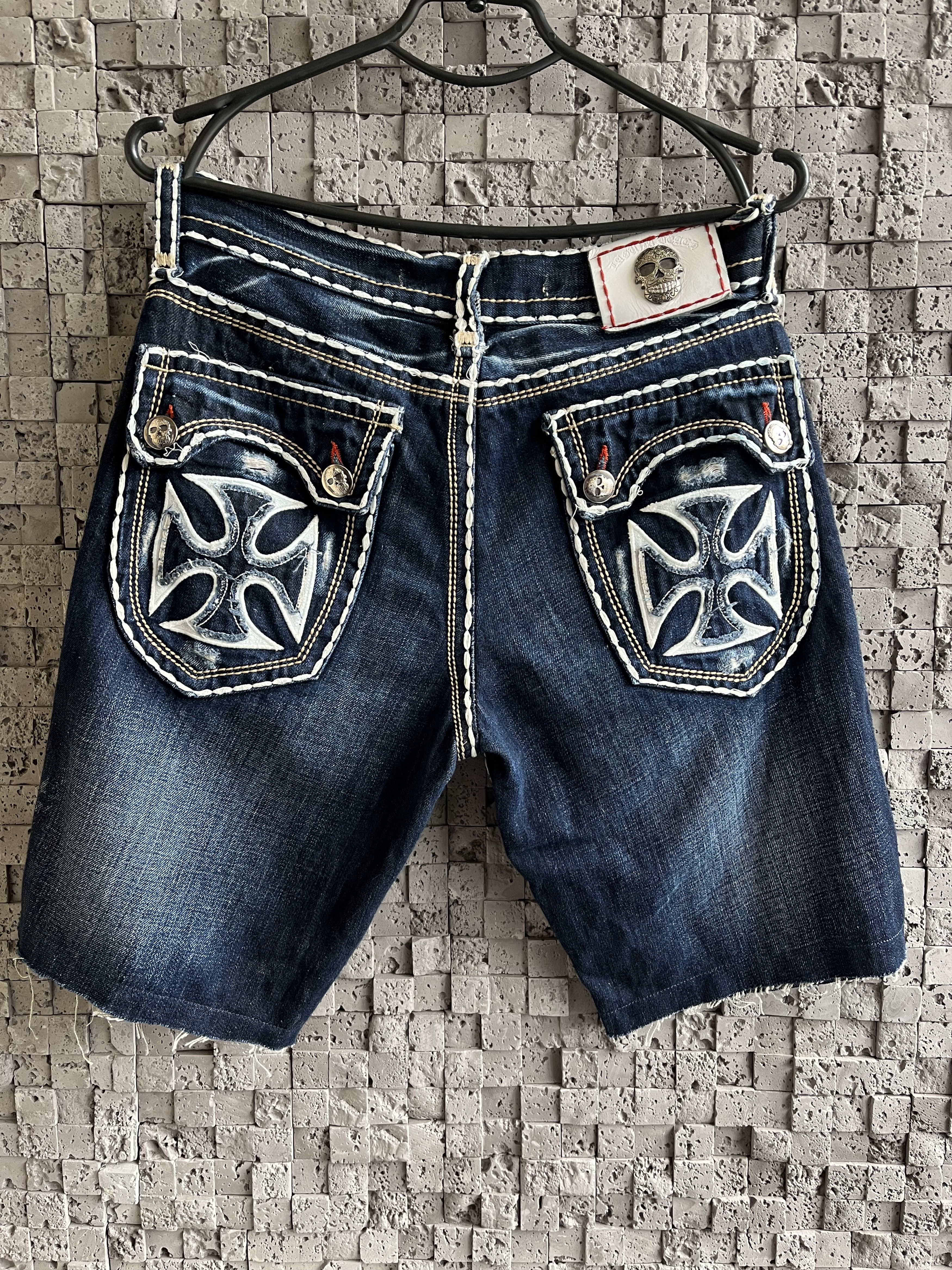 Japanese Brand Laguna Beach Embroidered Vintage Shorts, White Stitching Size US 30 / EU 46 - 1 Thumbnail