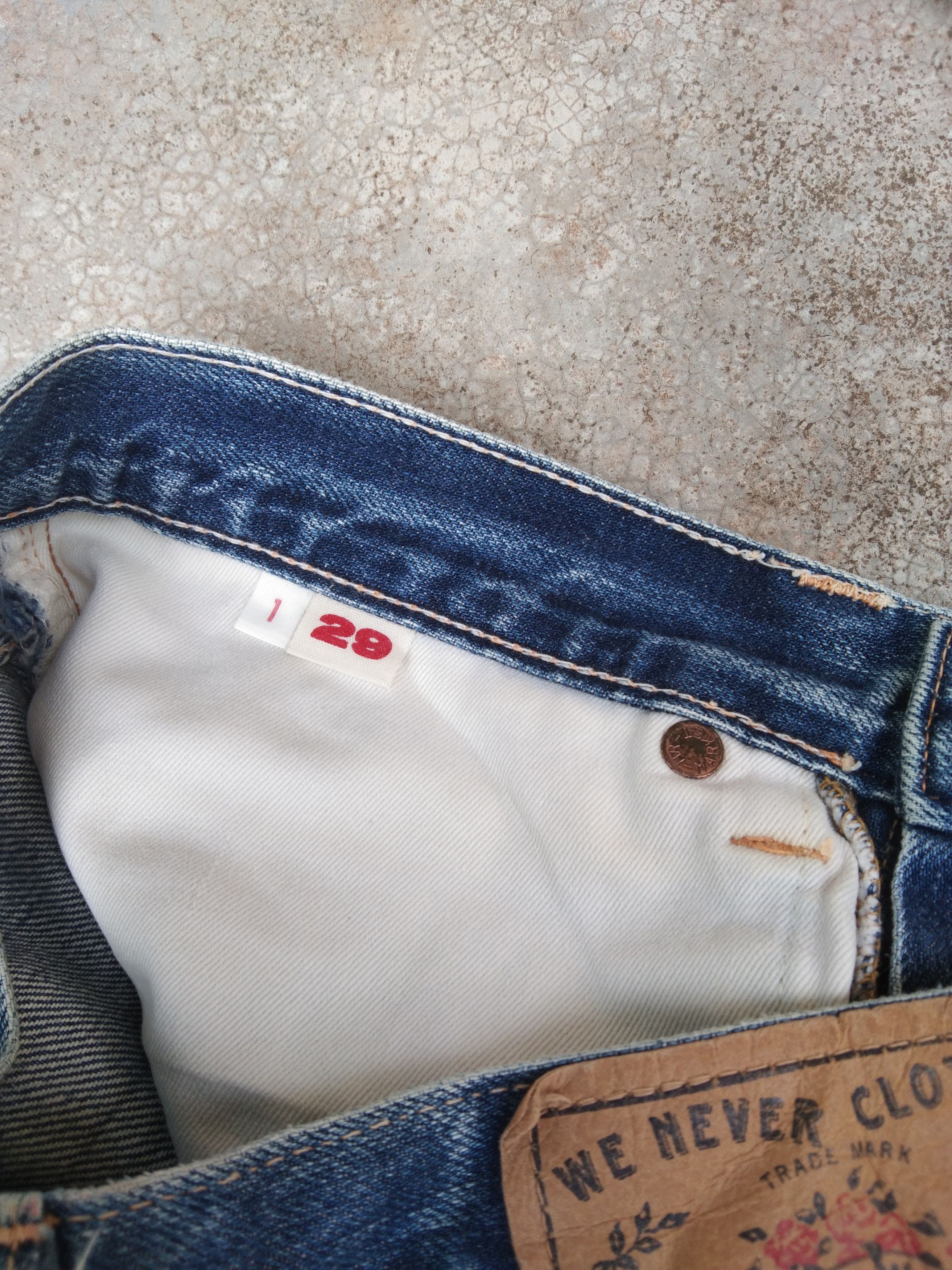 Japanese Brand Vintage HR Market Faded Distressed Jeans 29x31 Size US 29 - 12 Thumbnail