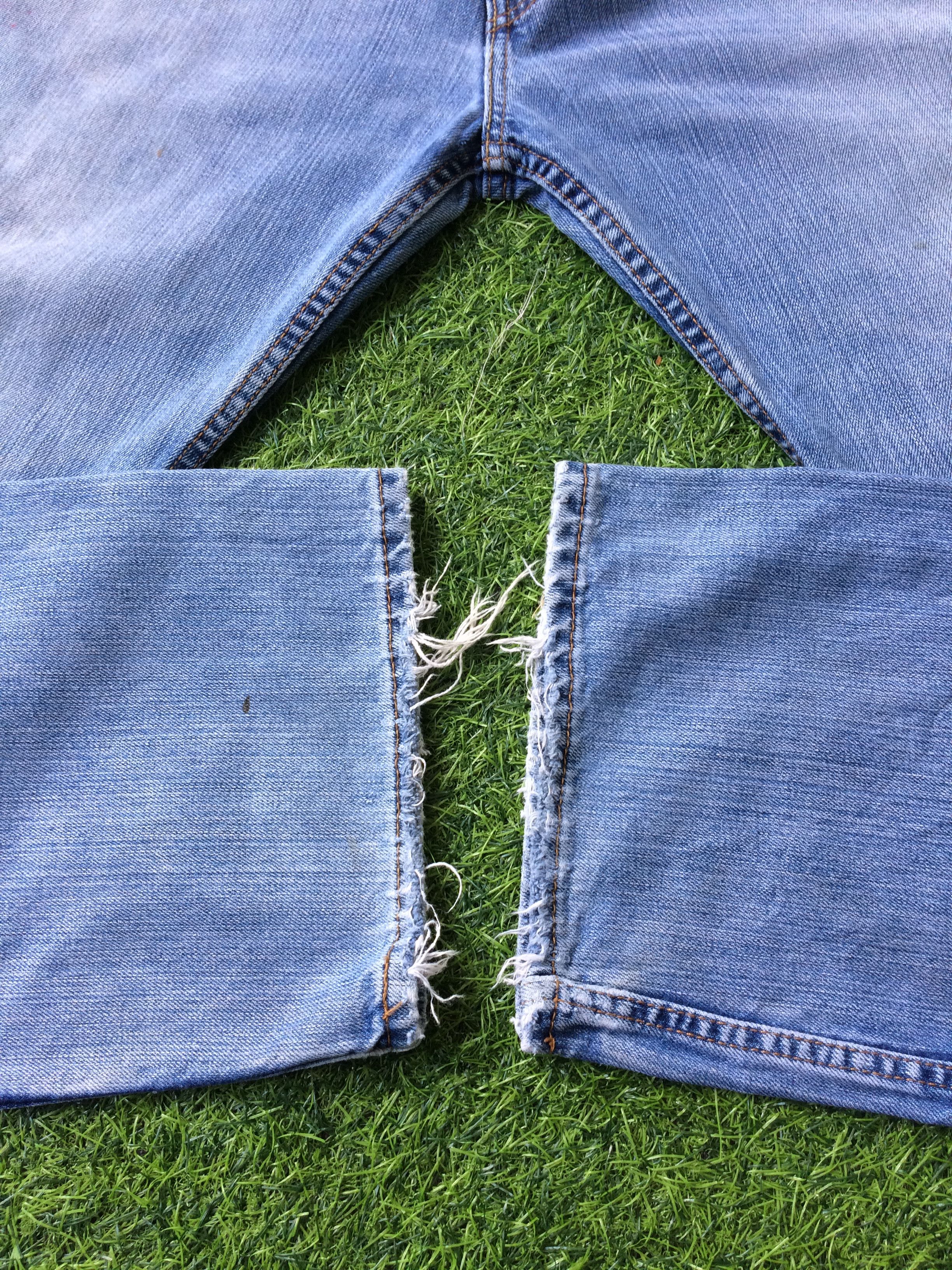 Levi's Distressed Levis 569 Jeans #B-535 Size US 37 - 6 Thumbnail