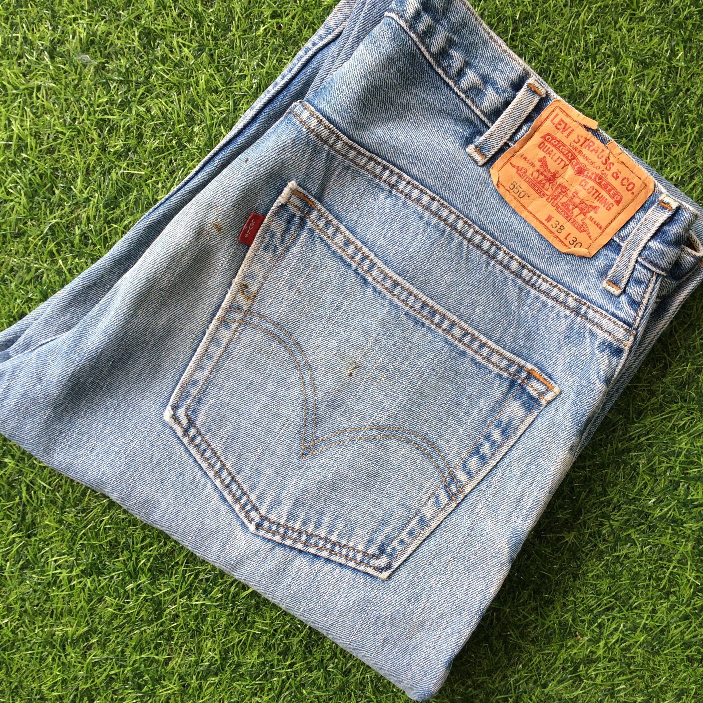 Levi's Vintage Distressed Levis 550 Jeans #B-937 Size US 37 - 9 Thumbnail