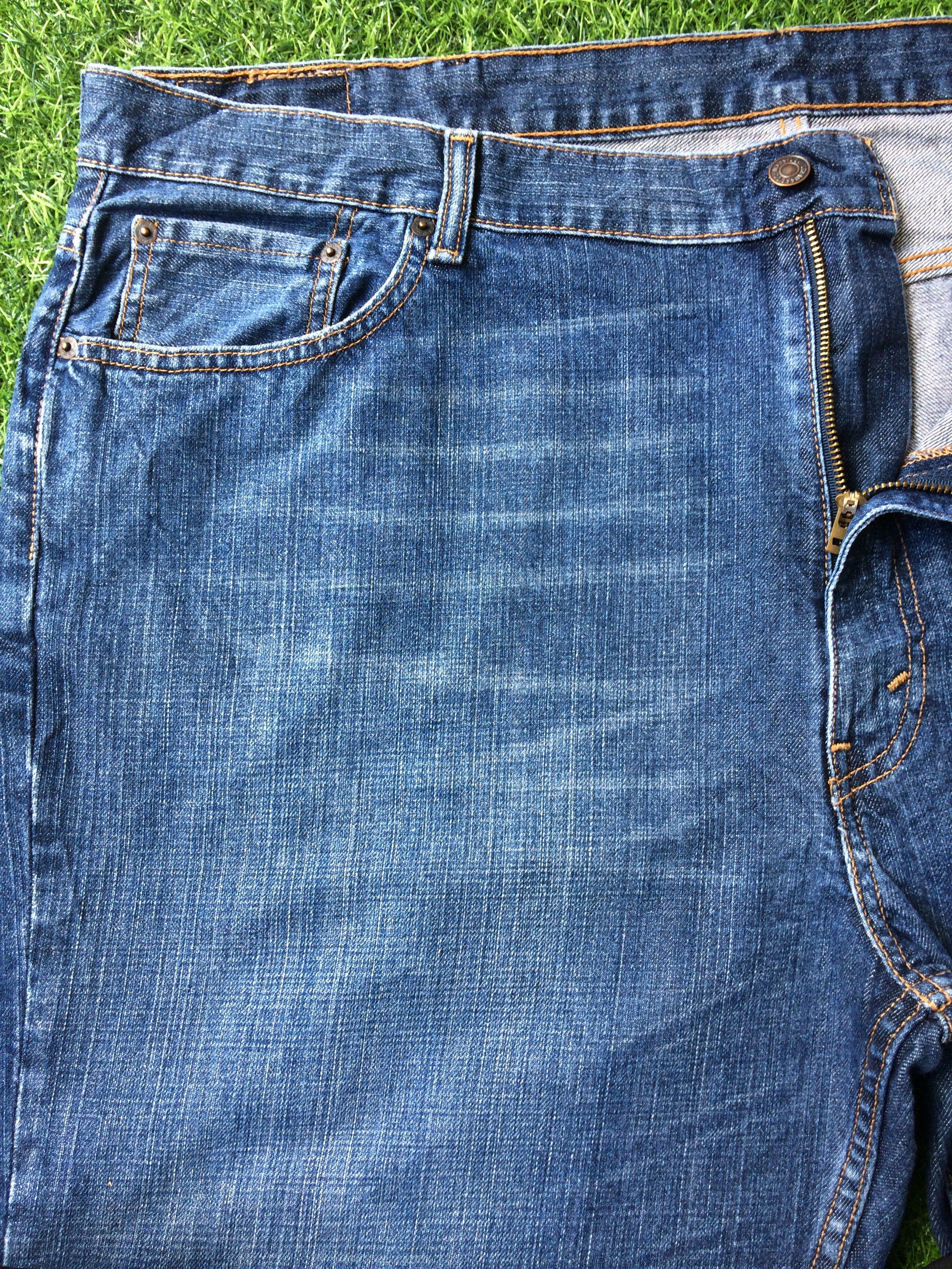 Levi's W45 Distressed Levis 550 Classic Relaxed Fit Jeans #B-404 Size US 44 / EU 60 - 3 Thumbnail