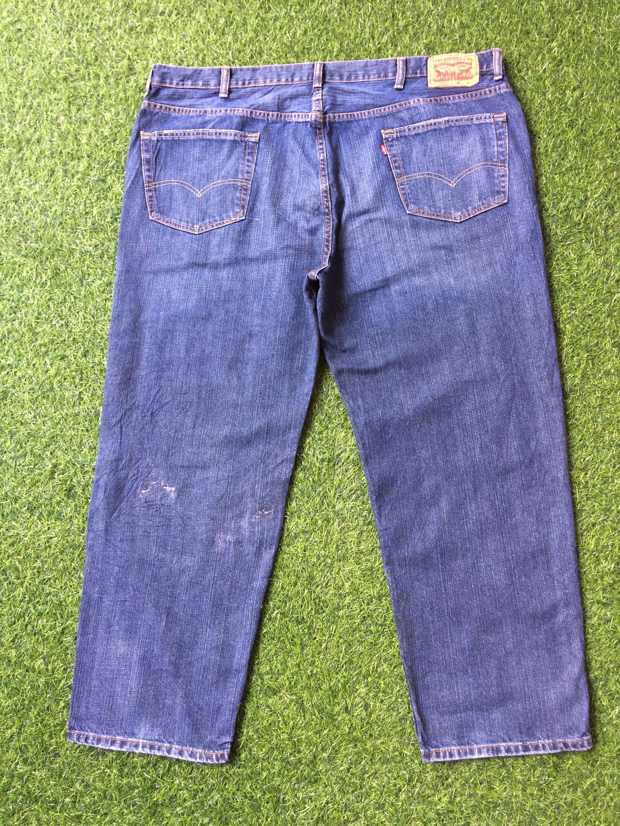 Levi's W45 Distressed Levis 550 Classic Relaxed Fit Jeans #B-404 Size US 44 / EU 60 - 2 Thumbnail