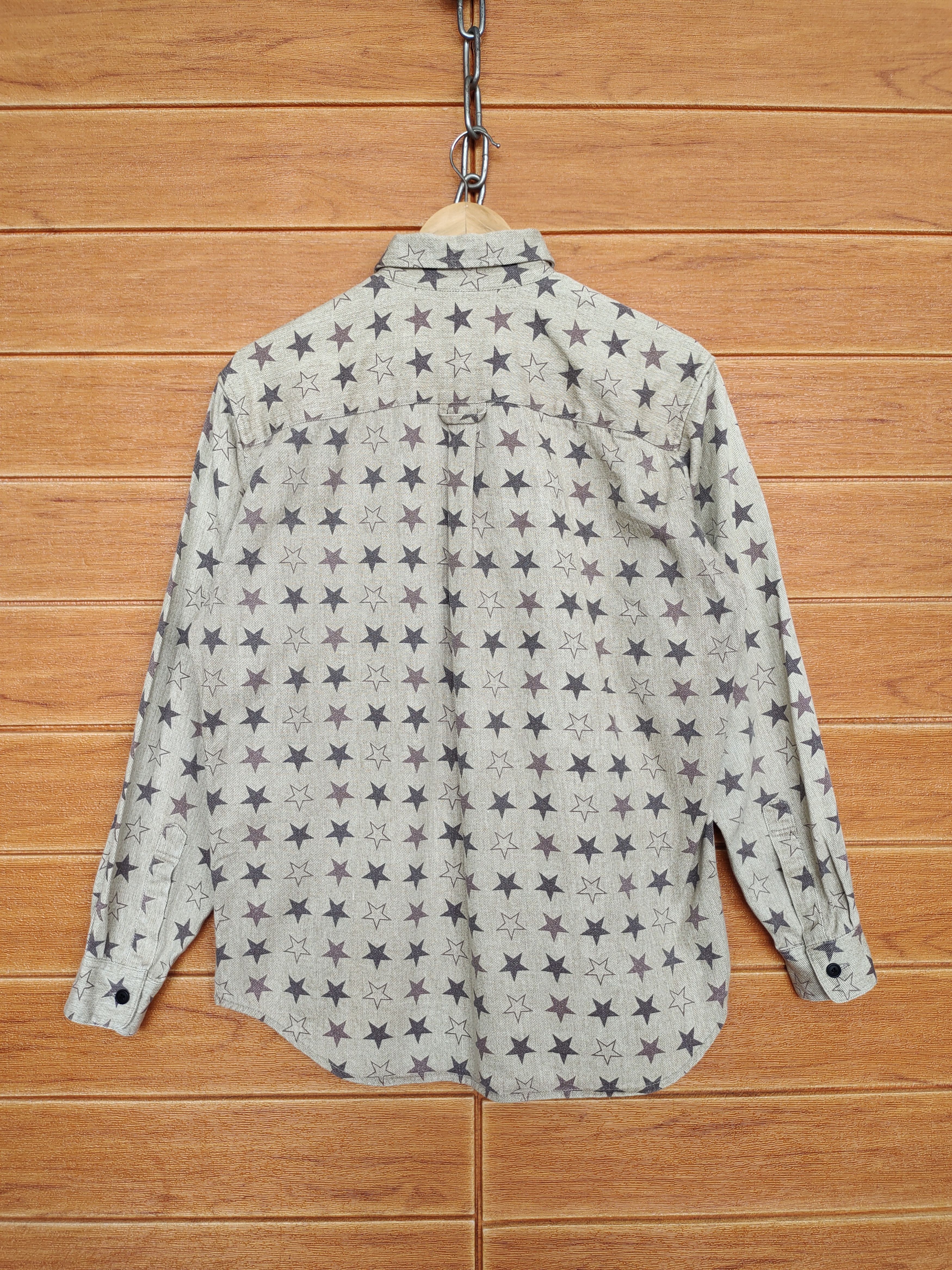 Japanese Brand FRENCH MARKET Made In Japan Stars Fullprint Denim Shirt Size US M / EU 48-50 / 2 - 9 Thumbnail