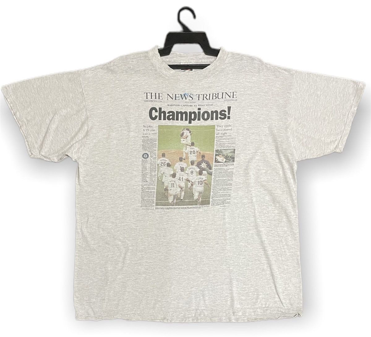 MLB Rare Seattle Mariners Newspaper Headline Champions Tee Size US XXL / EU 58 / 5 - 2 Thumbnail