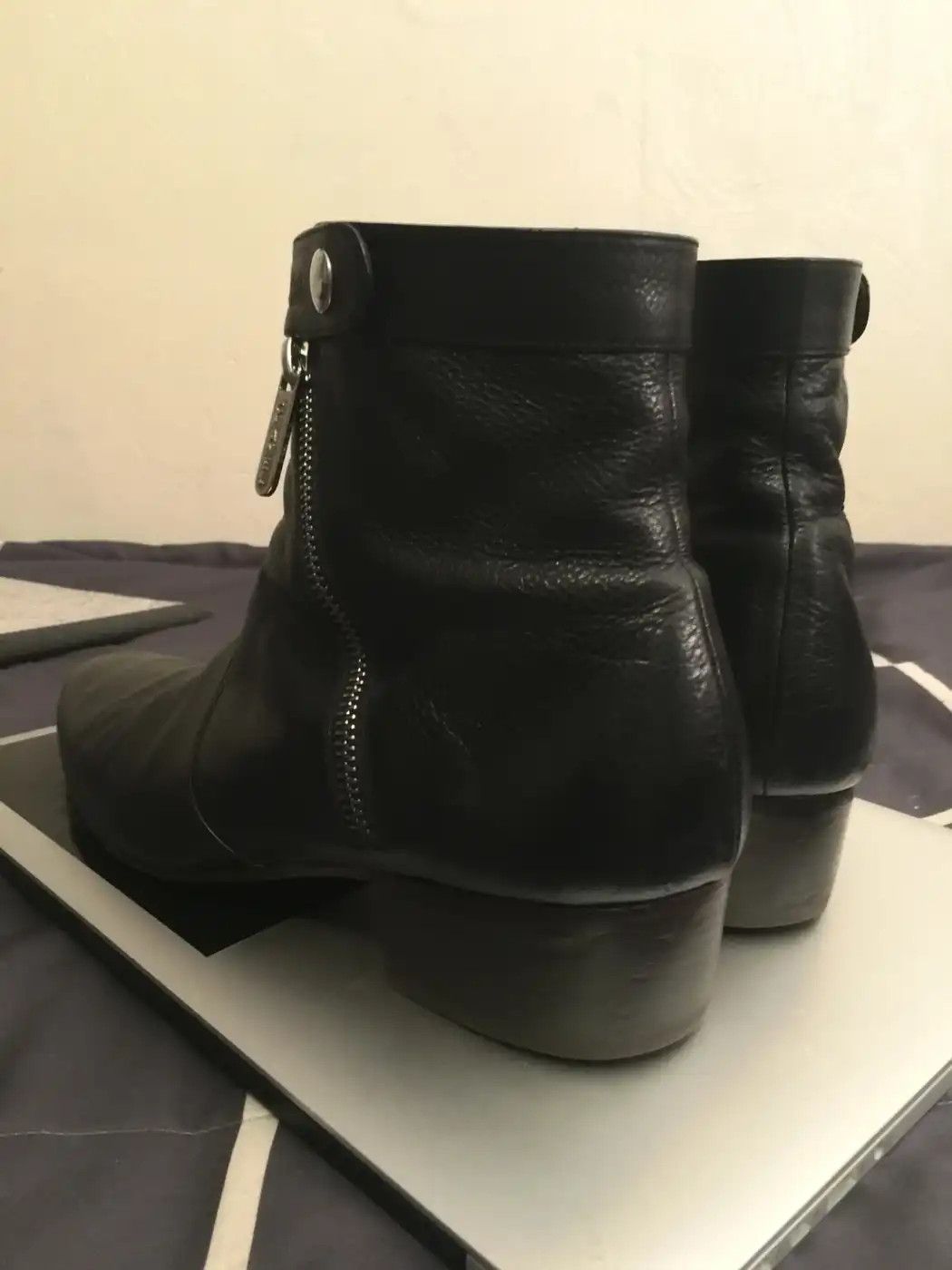 Chanel CHANEL Side Zip Boots ⊛ BLACK LEATHER ⊛ Gently Worn Size US 10 / EU 43 - 6 Thumbnail