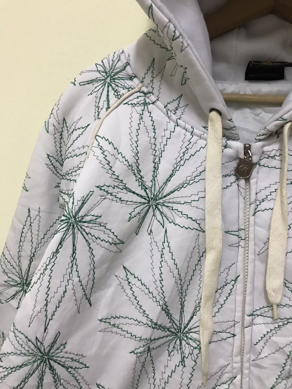 Vintage Vintage Marijuana Full Emboridery Zip Up Hoodie Sweatshirt Size US M / EU 48-50 / 2 - 6 Thumbnail