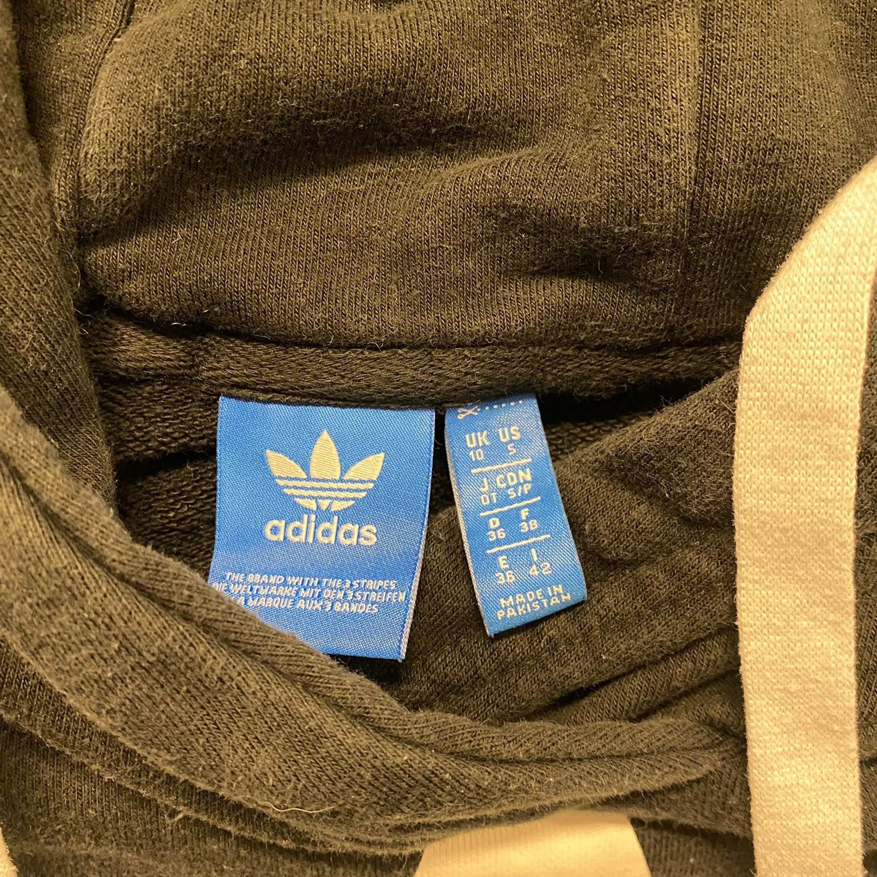 Adidas Adidas Trefoil Essential Cropped Hoodie Sweatshirt Size US S / EU 44-46 / 1 - 2 Thumbnail