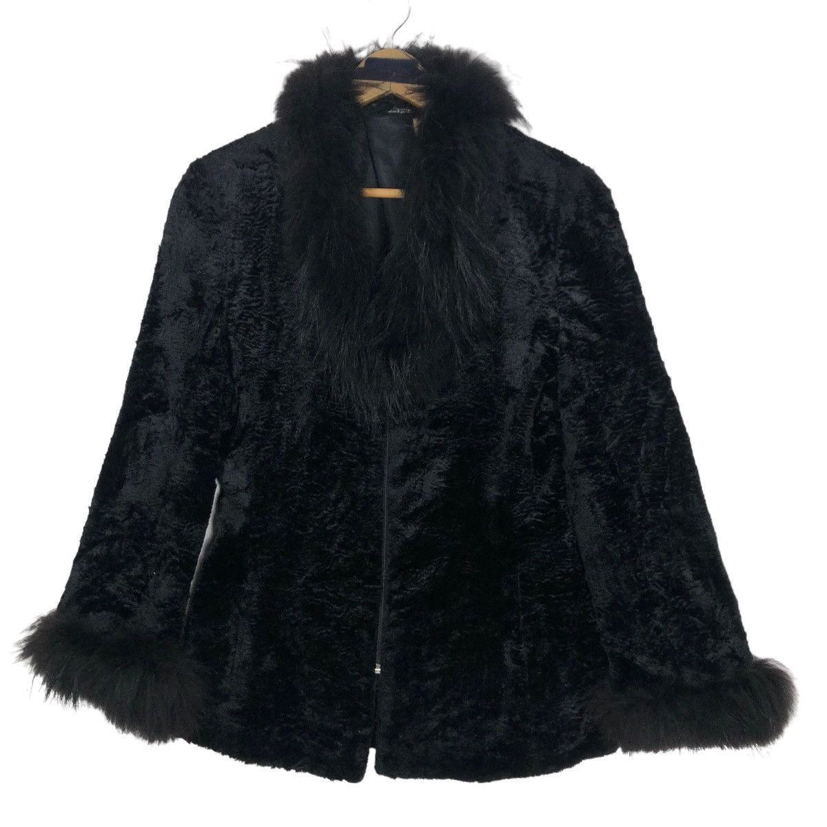 Valentino Vintage Valentino Garavani Faux Fur Velvet Jacket Size S / US 4 / IT 40 - 1 Thumbnail