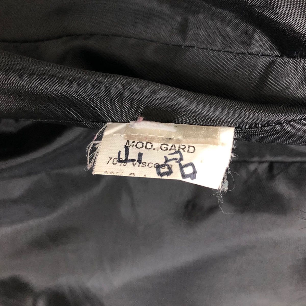 Valentino Vintage Valentino Garavani Faux Fur Velvet Jacket Size S / US 4 / IT 40 - 6 Thumbnail