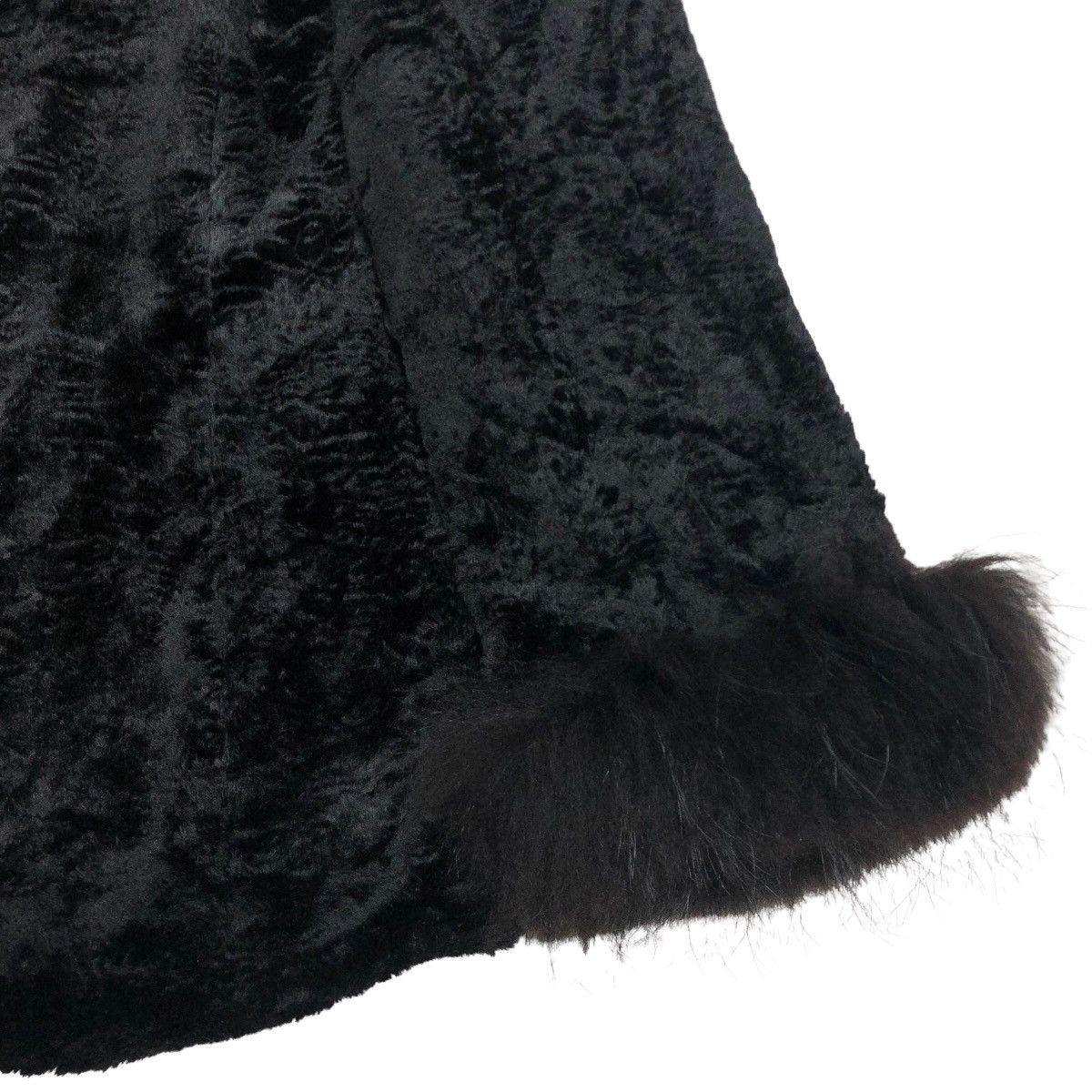 Valentino Vintage Valentino Garavani Faux Fur Velvet Jacket Size S / US 4 / IT 40 - 4 Thumbnail
