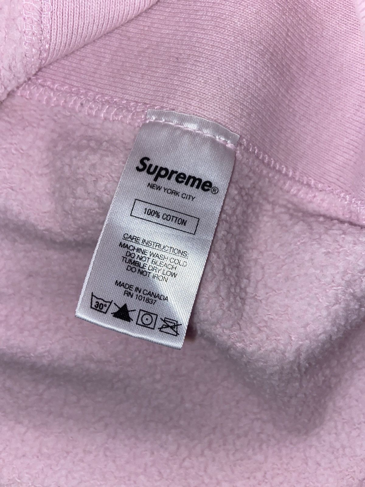 Supreme Supreme Kaws Box Logo Size US M / EU 48-50 / 2 - 5 Thumbnail