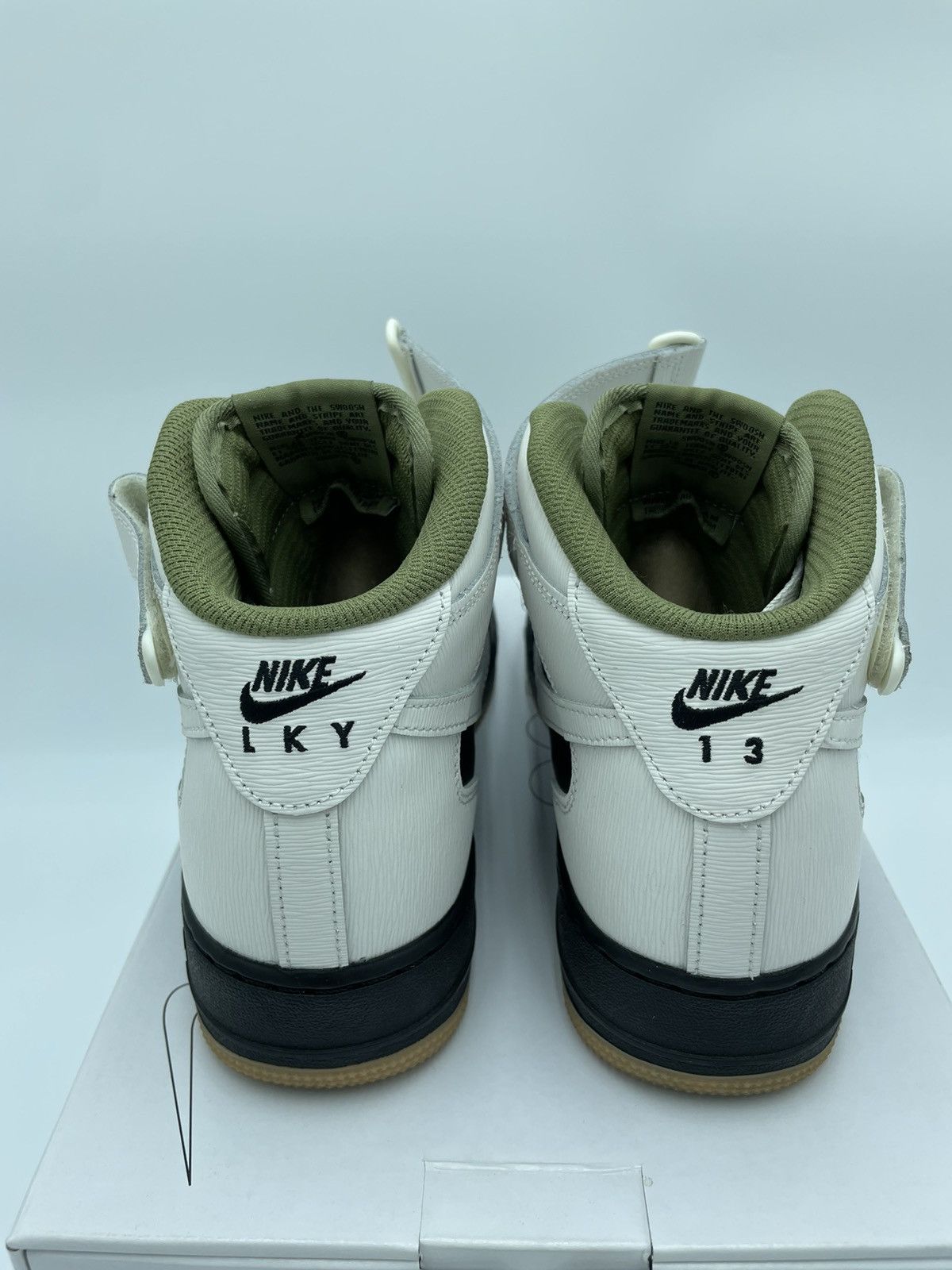 Nike Nike Air Force 1 Size US 9.5 / EU 42-43 - 5 Thumbnail
