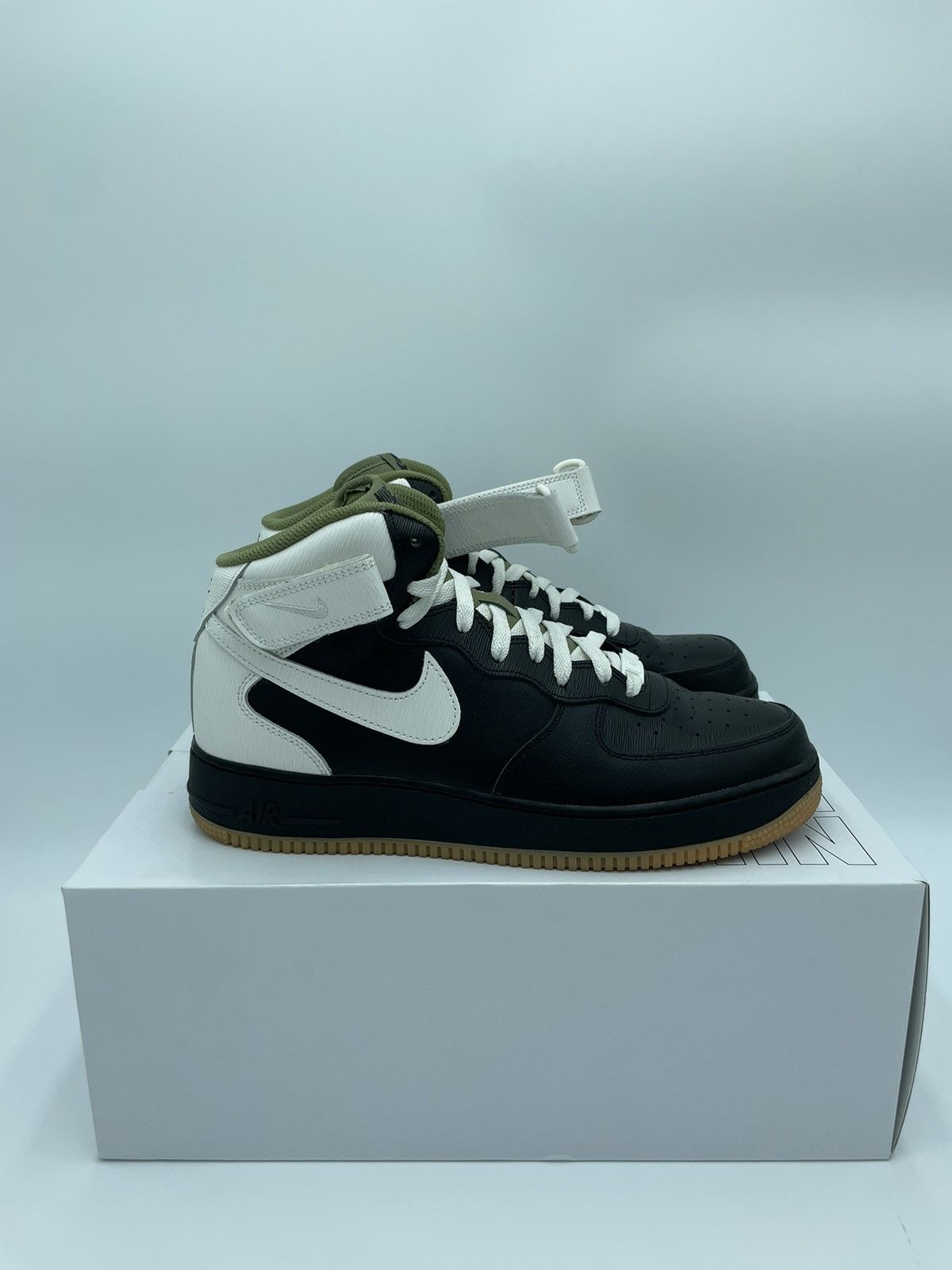 Nike Nike Air Force 1 Size US 9.5 / EU 42-43 - 3 Thumbnail
