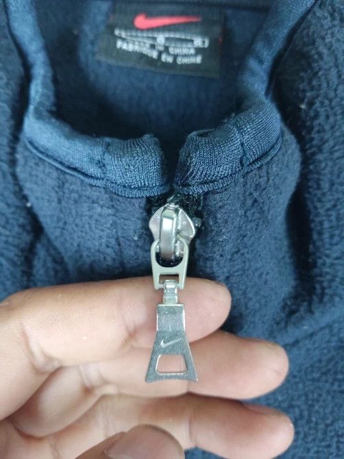 Nike Rare Vintage Nike Small Logo Full Zip Fleece Jacket Size US L / EU 52-54 / 3 - 5 Thumbnail