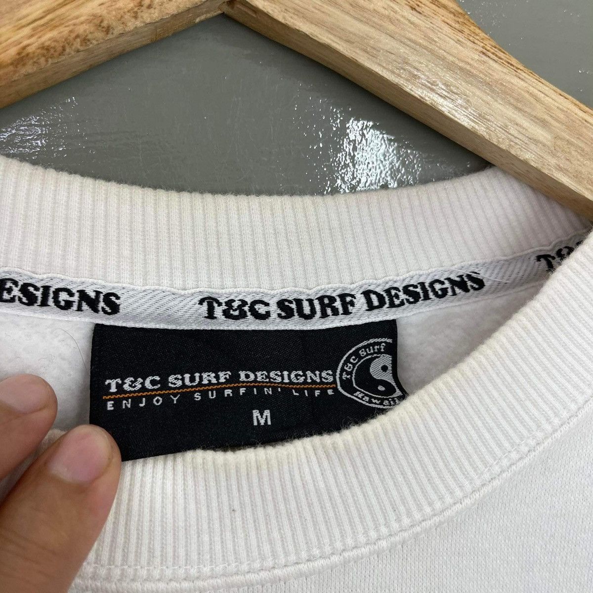 Vintage Vintage TnC Hawaii Pearl City Surf Big Logo Crewneck Size US M / EU 48-50 / 2 - 9 Thumbnail