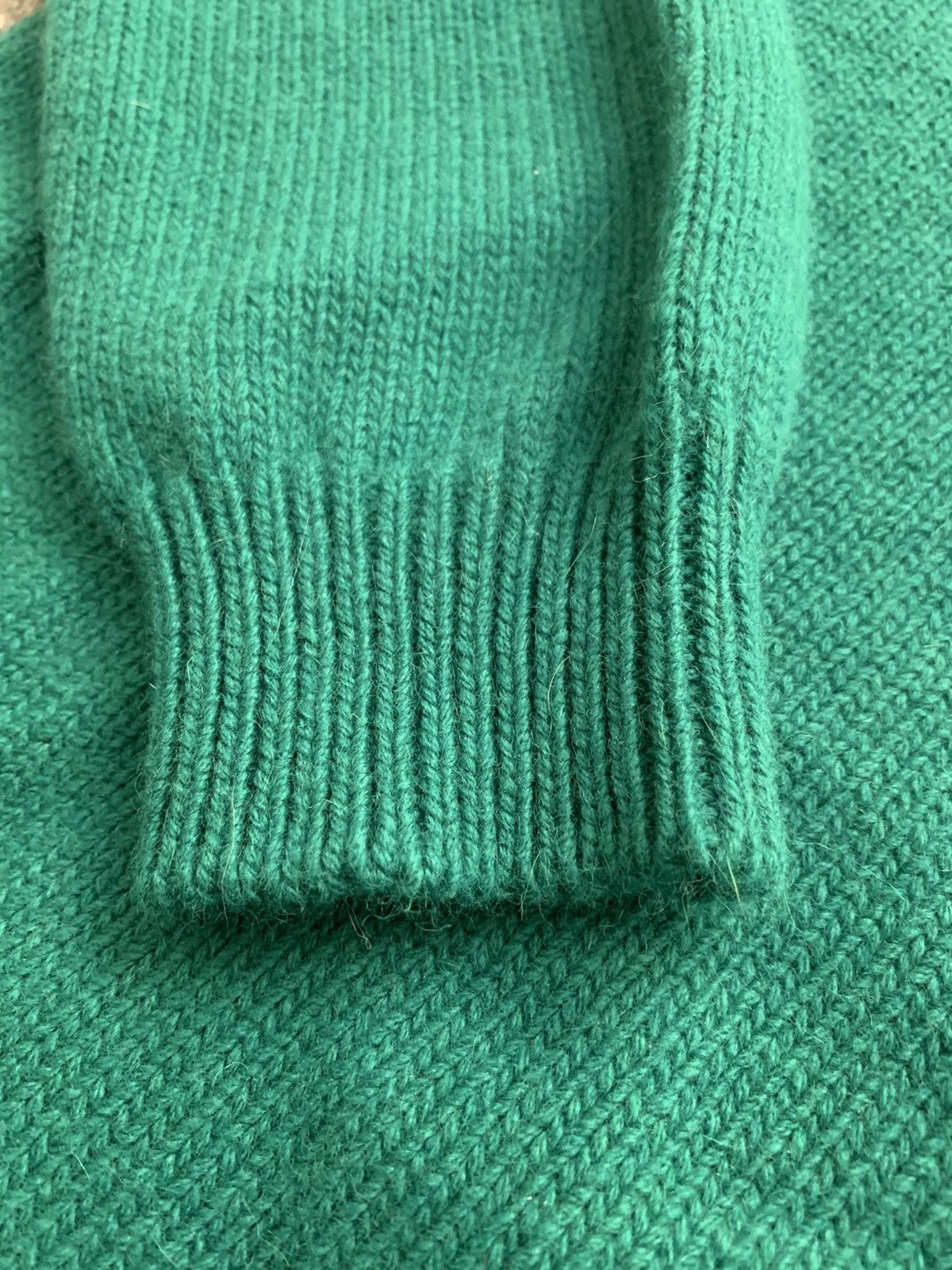 Maison Margiela SAMPLE MARGIELA Green V Neck Sweater Size US M / EU 48-50 / 2 - 3 Thumbnail