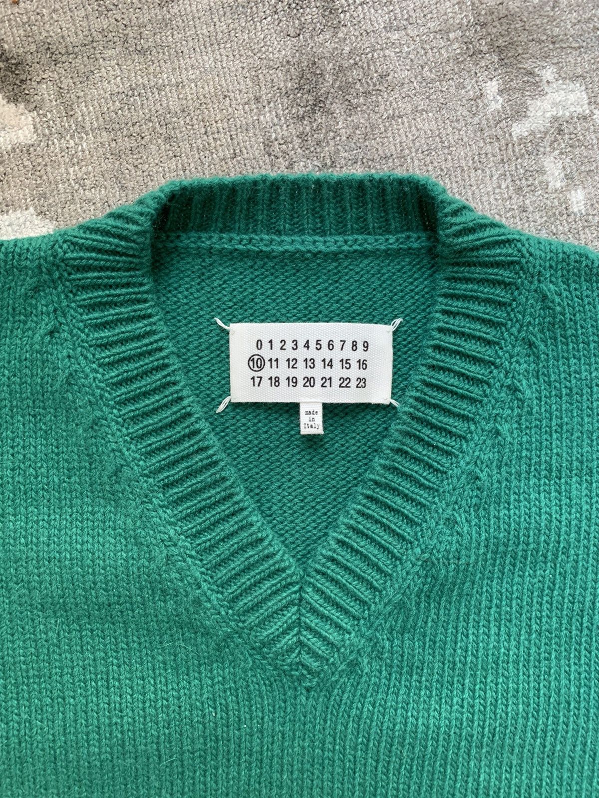 SAMPLE MARGIELA Green V Neck Sweater