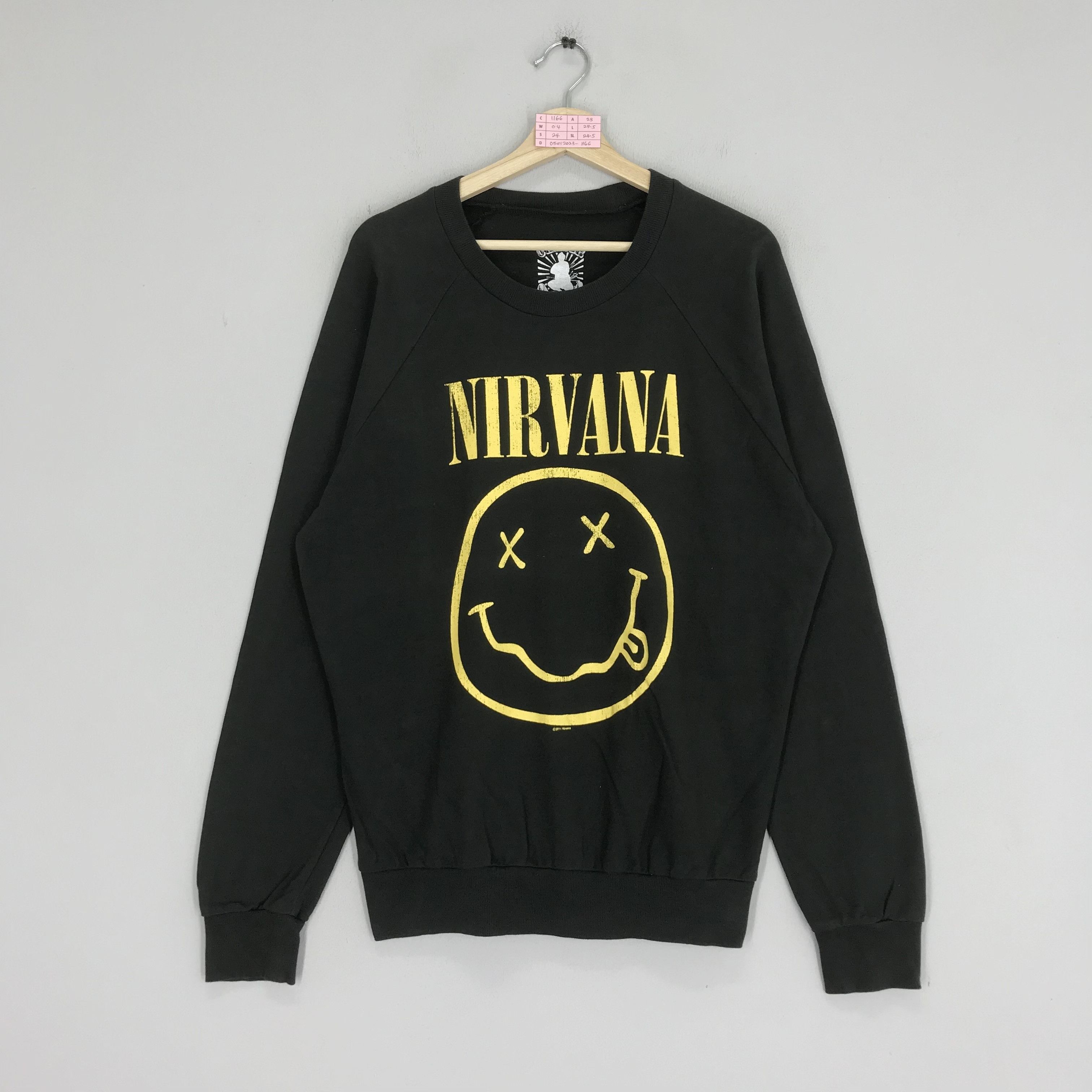 Band Tees Nirvana Band Grunge Sweater Backprinted Kurt Cobain Size US M / EU 48-50 / 2 - 1 Thumbnail