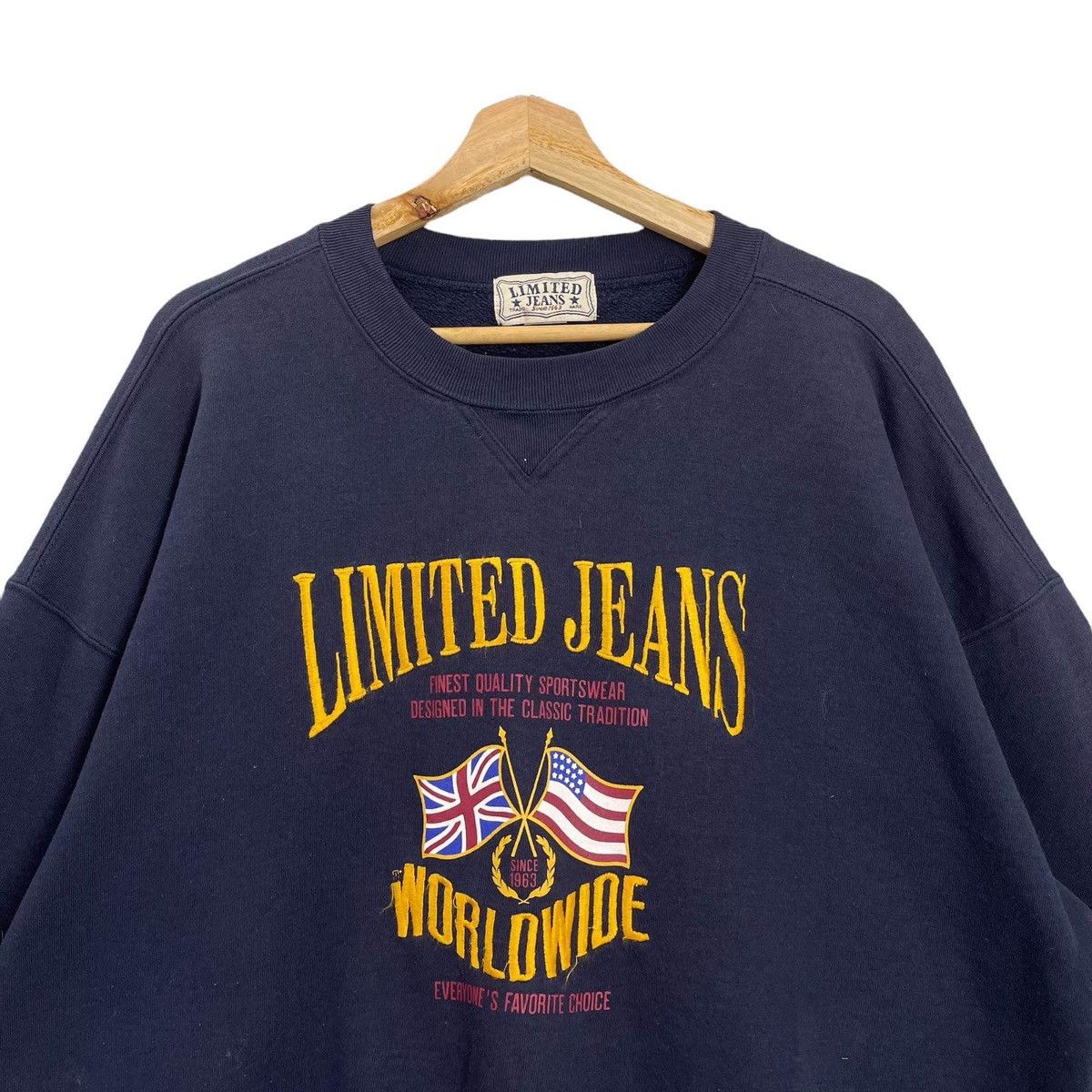 Jean × Vintage Vintage 90s Limited Jeans Worldwide Crewneck Sweatshirt Size US L / EU 52-54 / 3 - 4 Thumbnail
